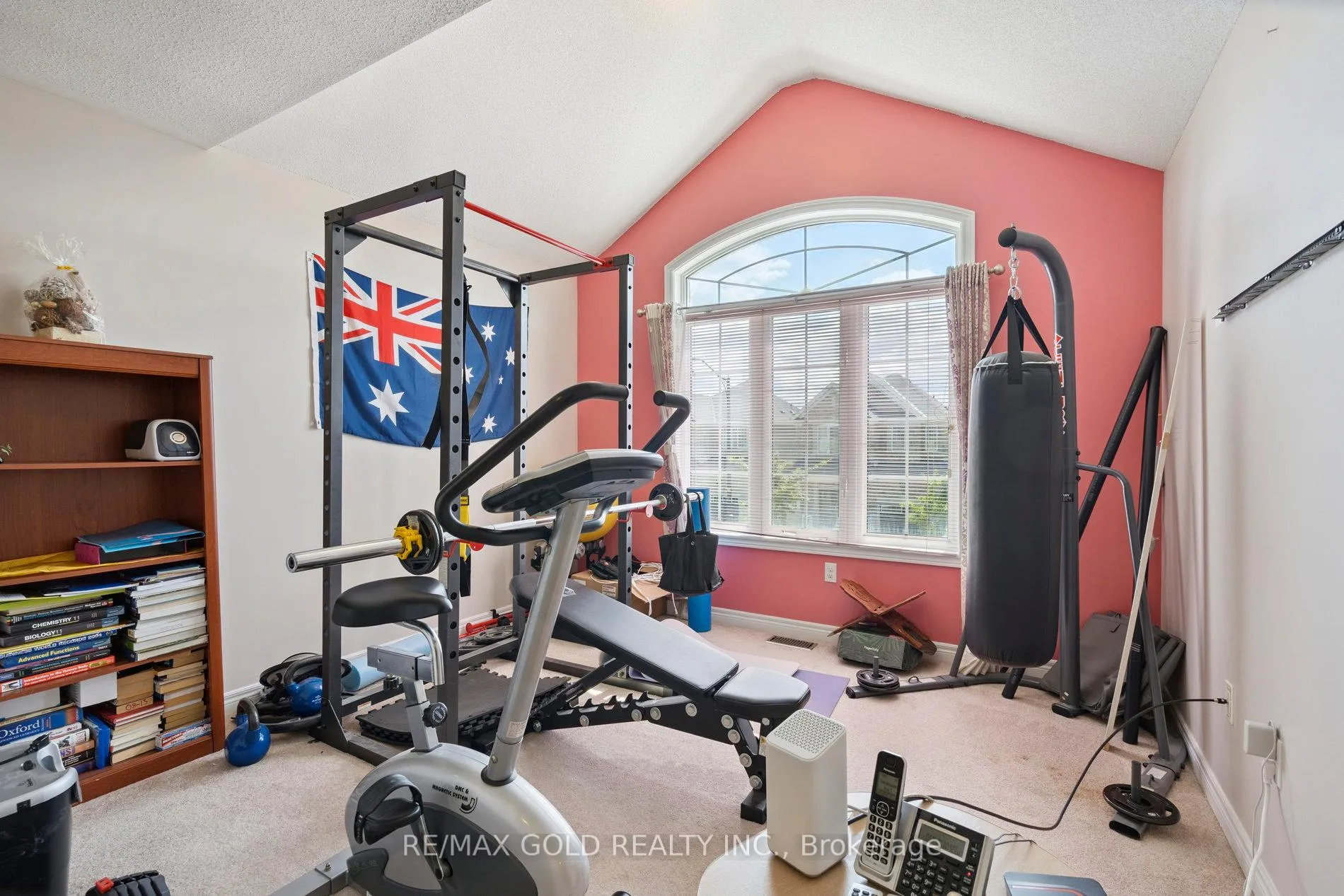 Photo 16 of 32 Goswell Street, Brampton, Bram East — HOMEH