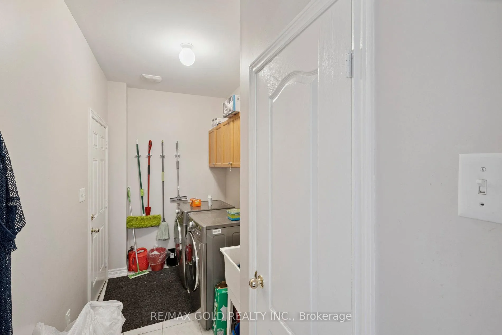 Photo 26 of 32 Goswell Street, Brampton, Bram East — HOMEH