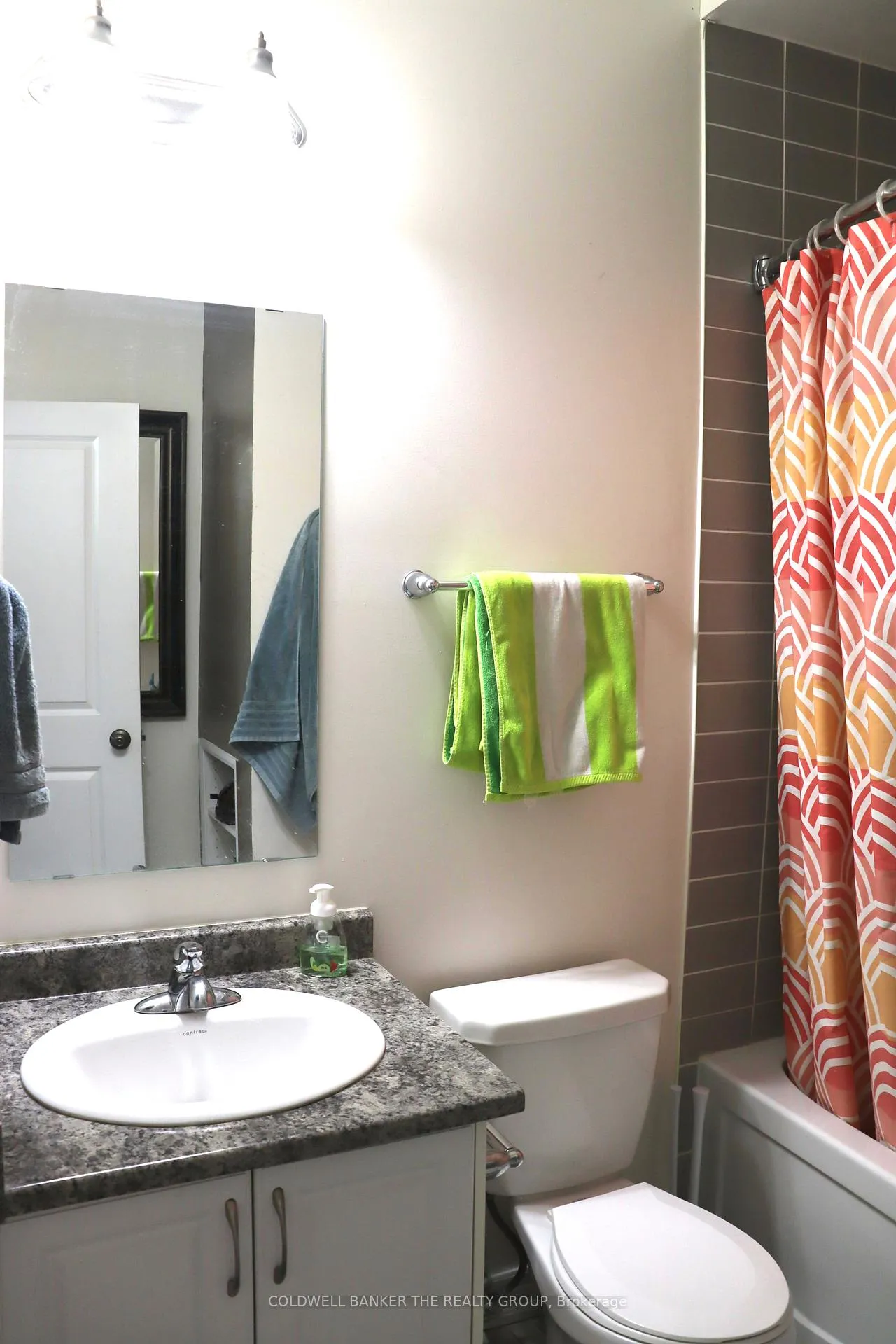 Photo 10 of 52 Mccardy Court, Caledon, Caledon East — HOMEH