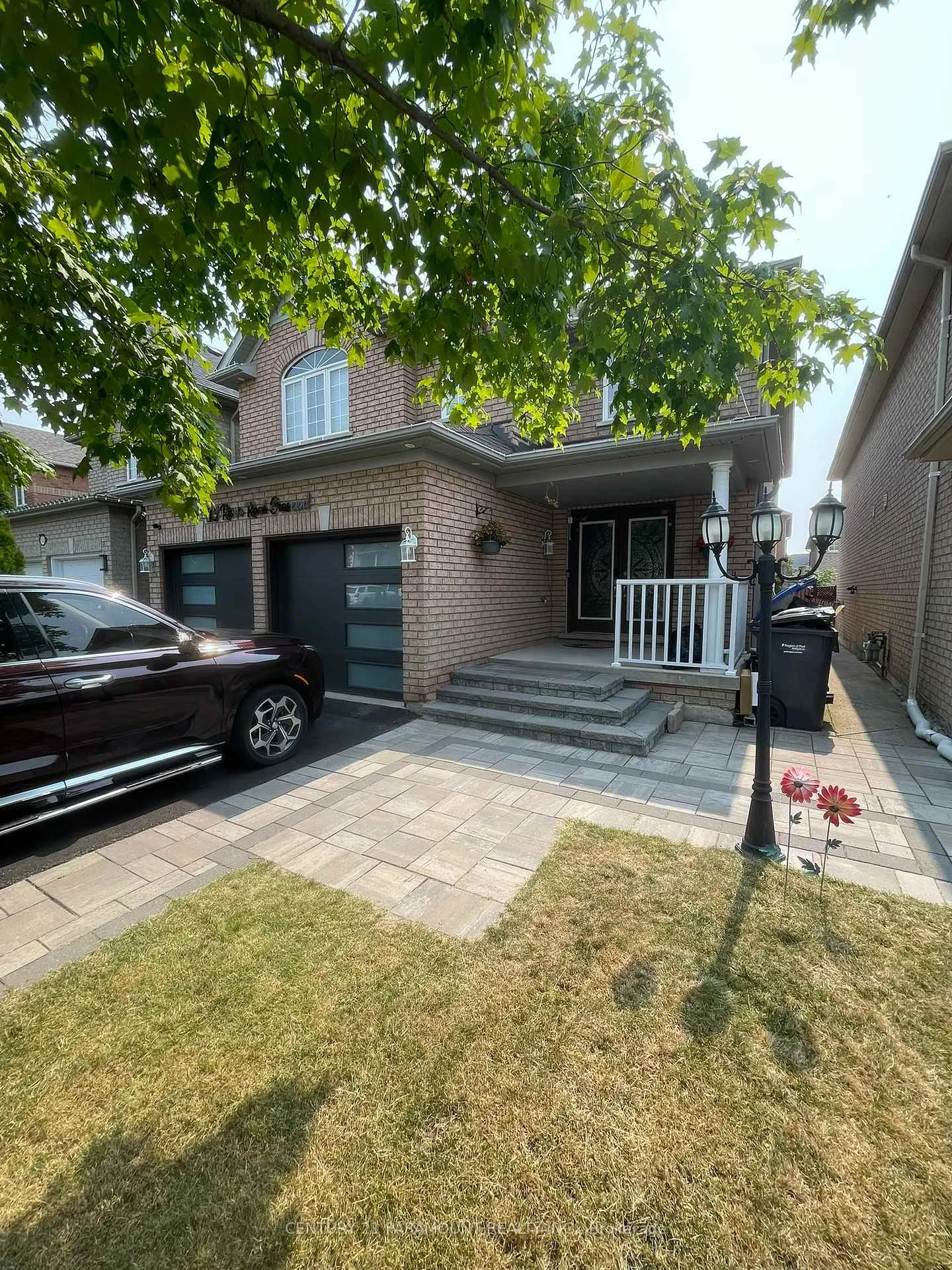 Photo 4 of 113 River Rock Crescent, Brampton, Fletcher's Meadow — HOMEH