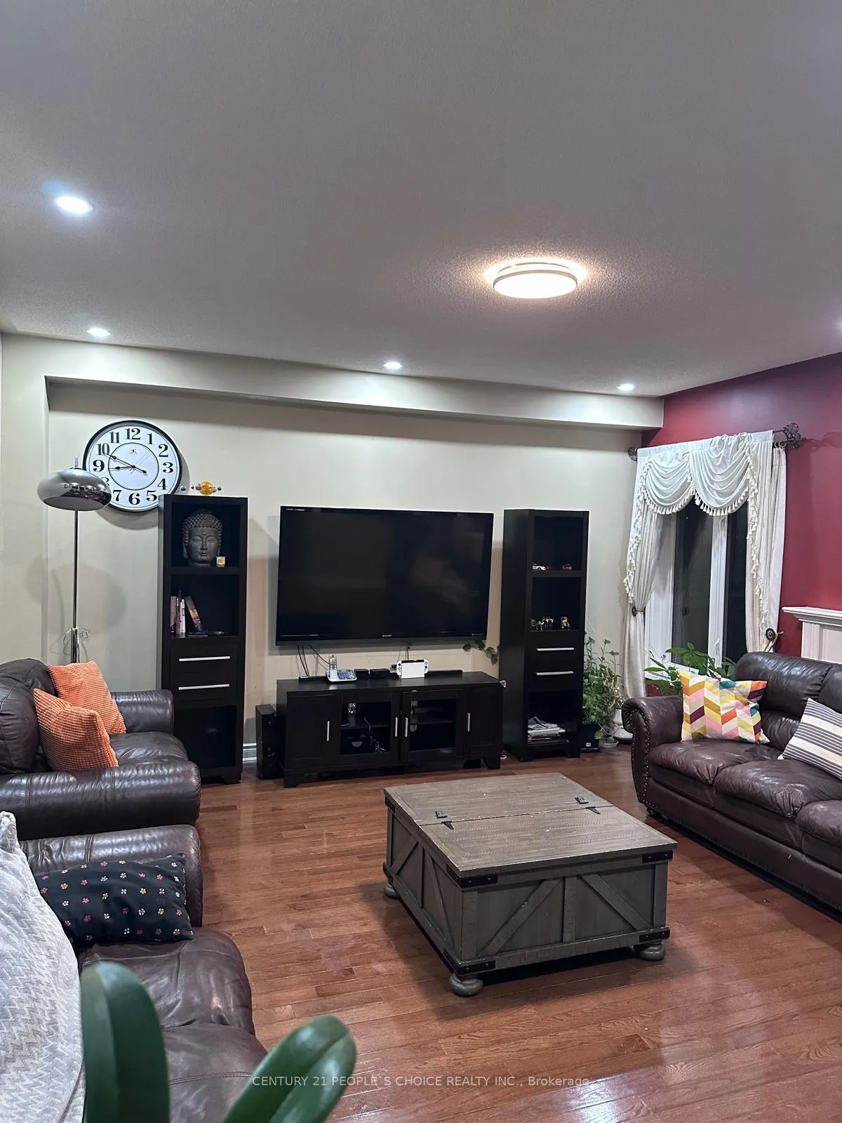 Photo 6 of 5 Hugo Road, Brampton, Vales of Castlemore North — HOMEH