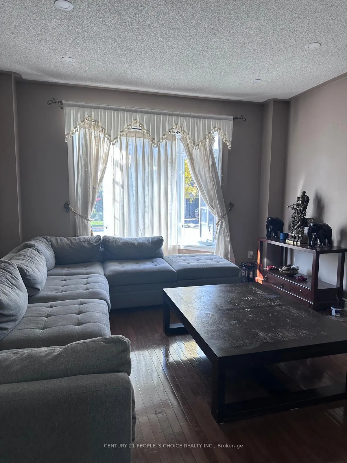 Photo 12 of 5 Hugo Road, Brampton, Vales of Castlemore North — HOMEH