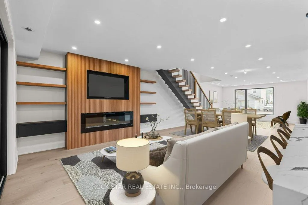 Photo 7 of 21 Clare Avenue, Hamilton, Hamilton Beach — HOMEH