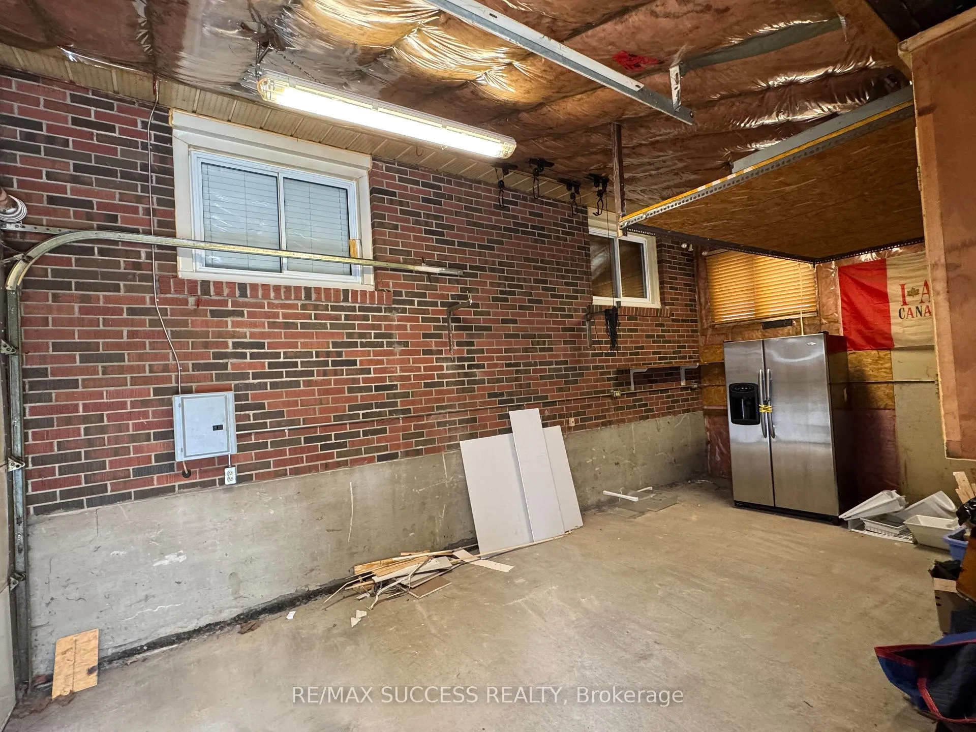 Photo 27 of 733 Hillview Crescent, Pickering, West Shore — HOMEH