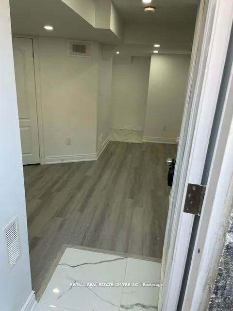 Photo 5 of 11 Kilkarrin Road, Brampton, Northwest Brampton — HOMEH