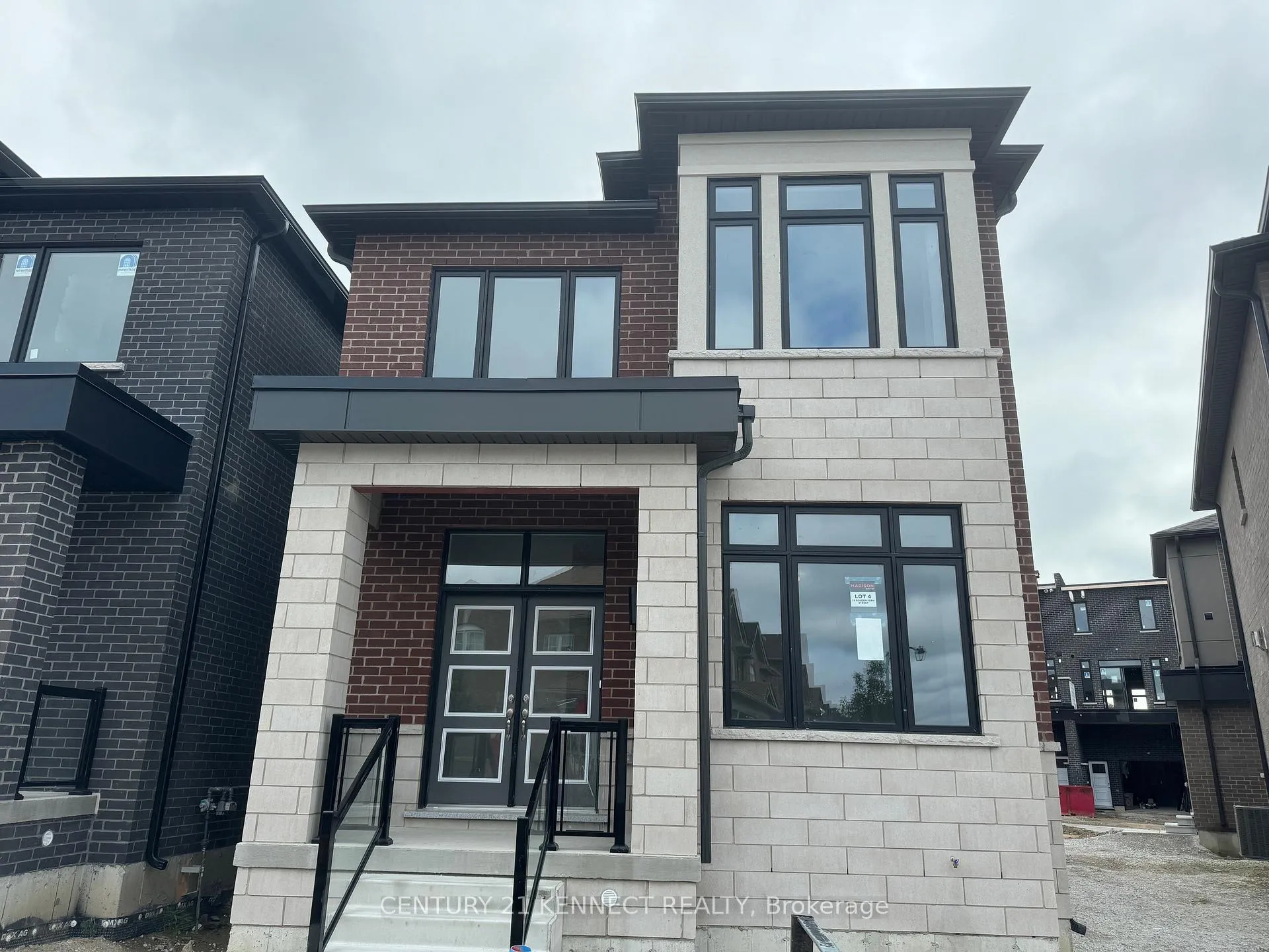 Front of 35 Golden Fern Street