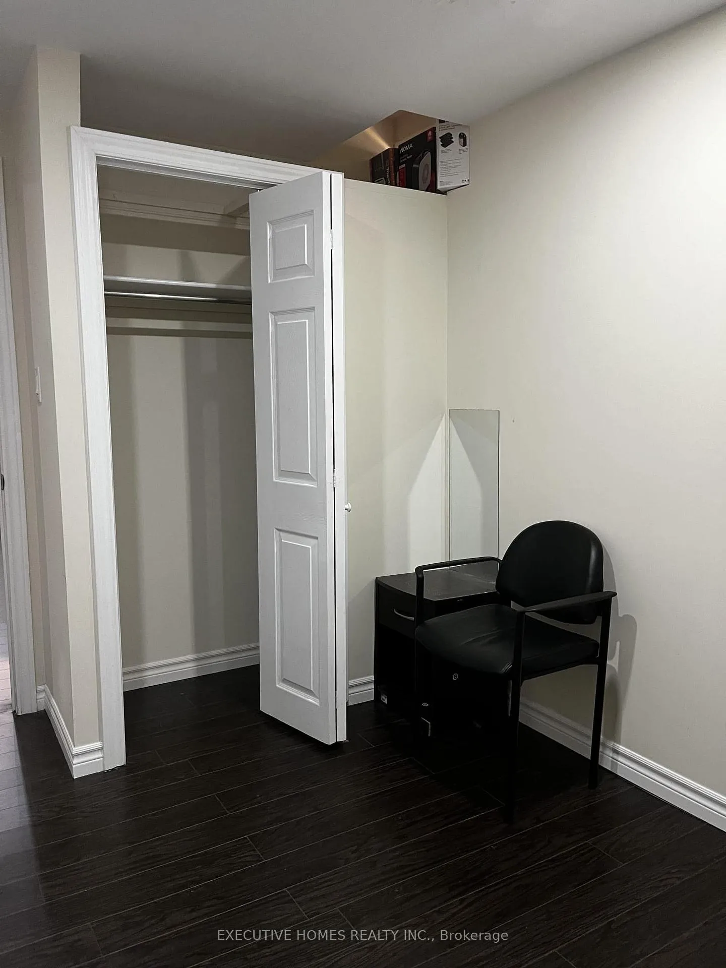 Photo 11 of 36 Edsel Road, Brampton, Northwest Brampton — HOMEH