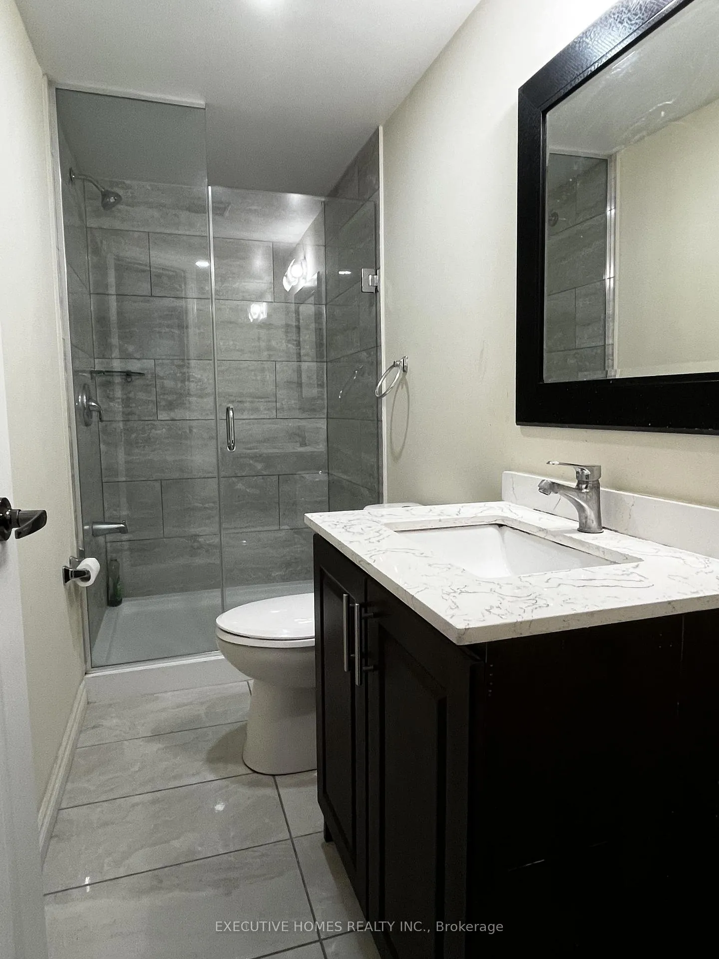Photo 15 of 36 Edsel Road, Brampton, Northwest Brampton — HOMEH