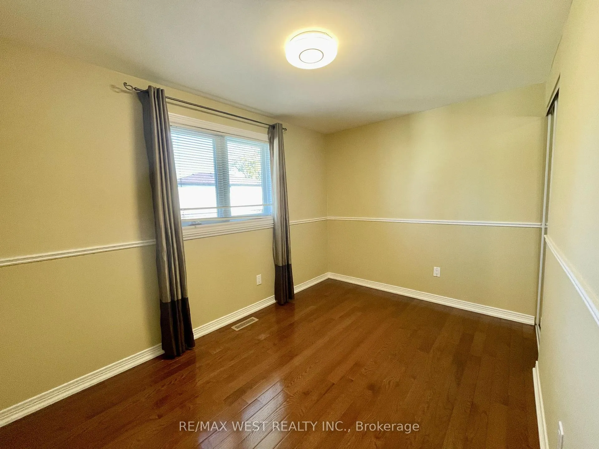 Photo 22 of 4 Geneva Crescent, Brampton, Northgate — HOMEH