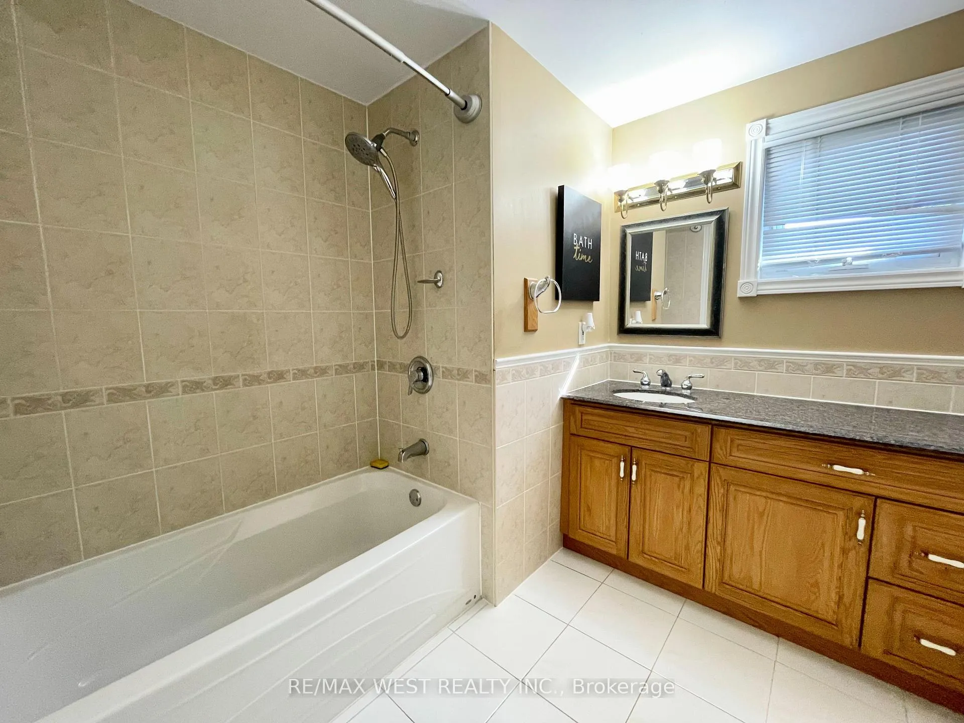 Photo 29 of 4 Geneva Crescent, Brampton, Northgate — HOMEH
