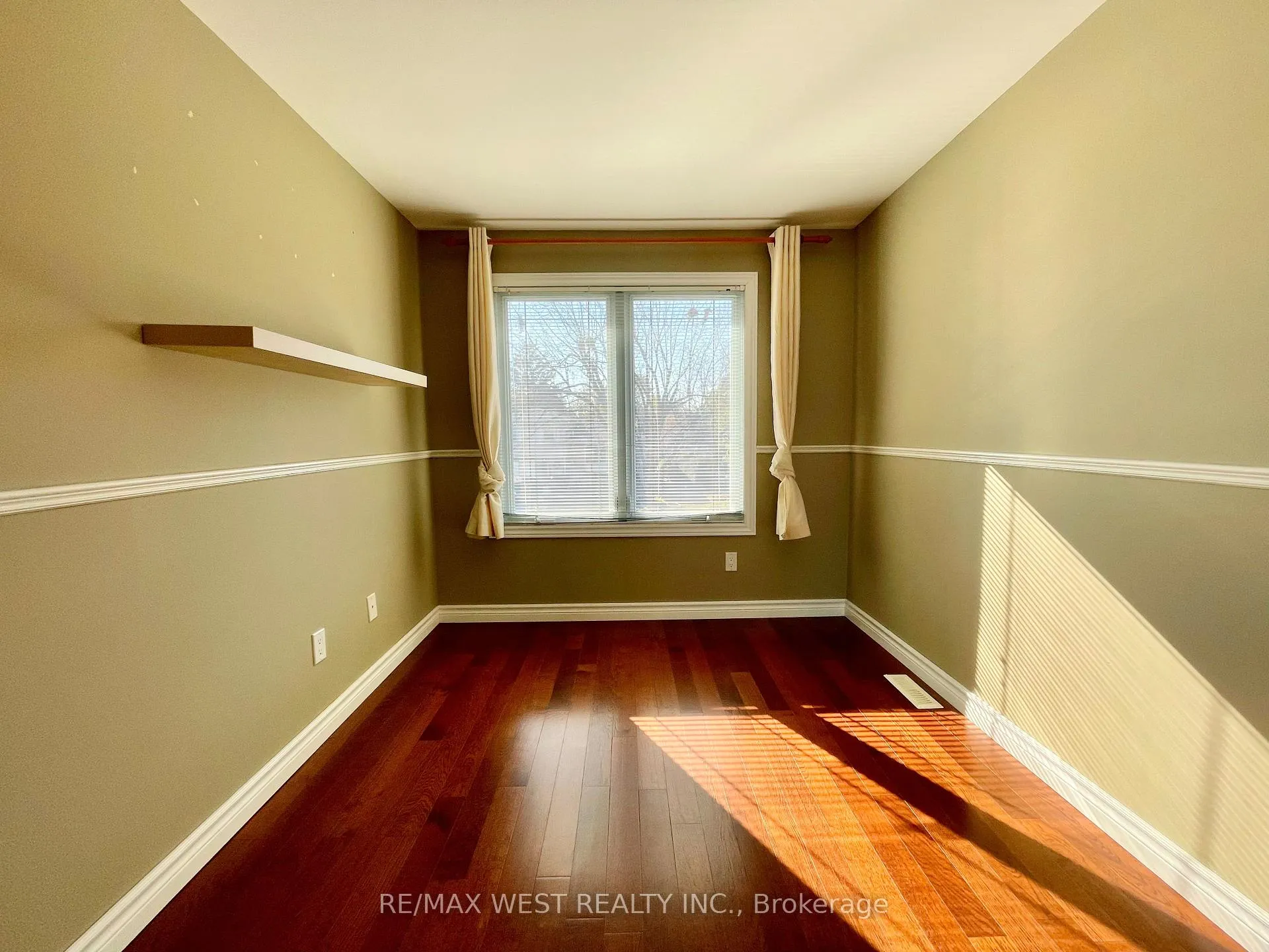 Photo 31 of 4 Geneva Crescent, Brampton, Northgate — HOMEH