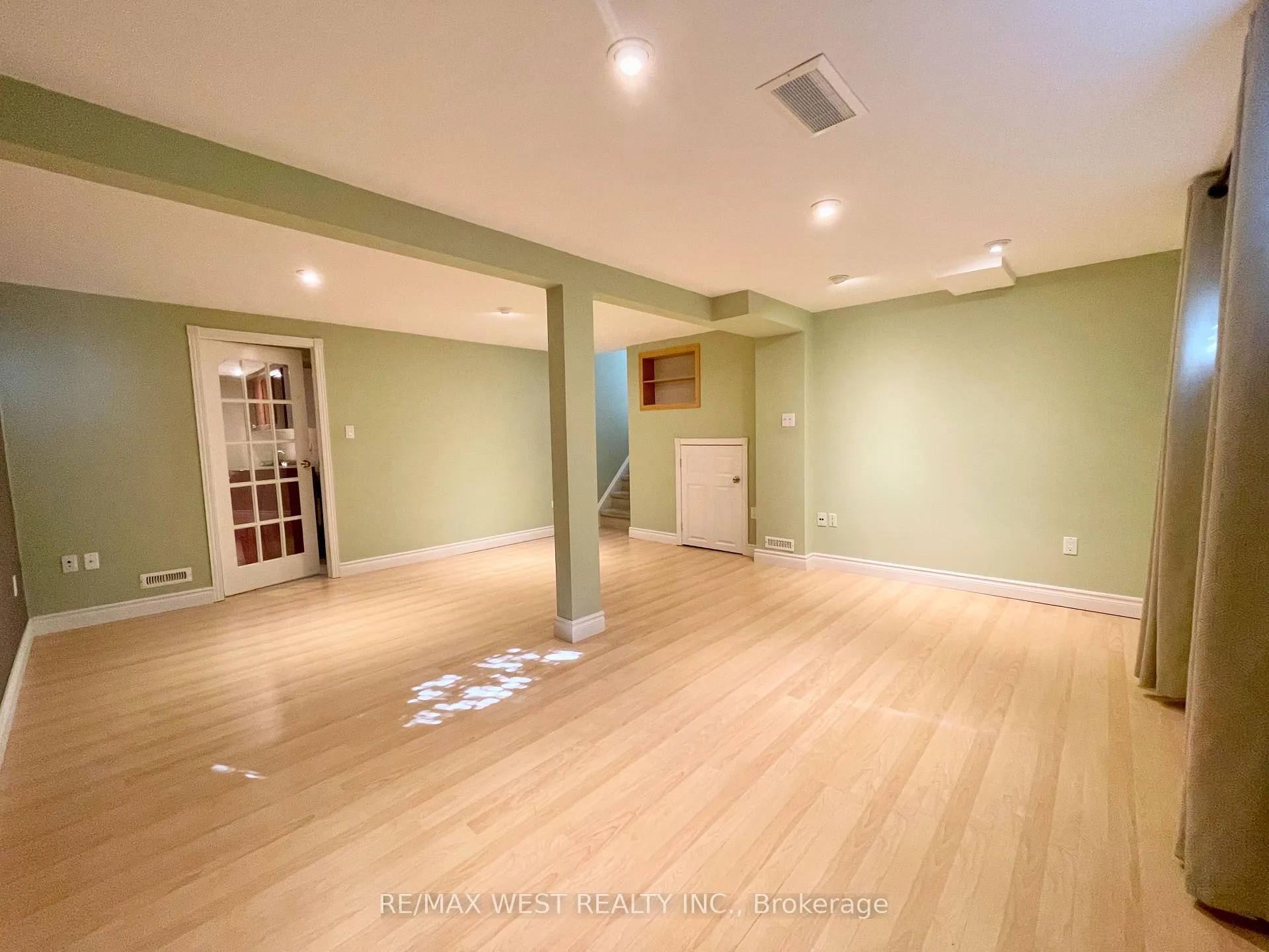 Photo 36 of 4 Geneva Crescent, Brampton, Northgate — HOMEH
