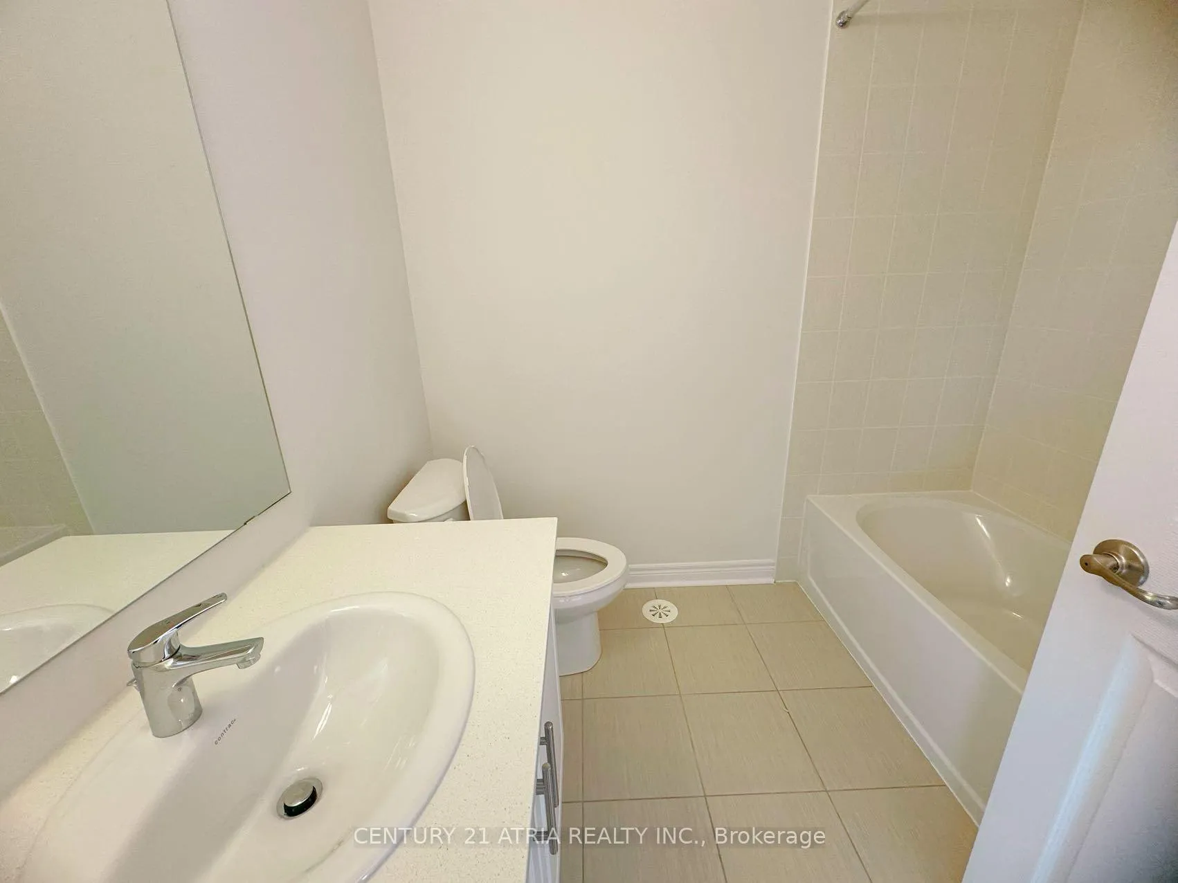 Photo 15 of 96 Robert Eaton Avenue, Markham, Middlefield — HOMEH