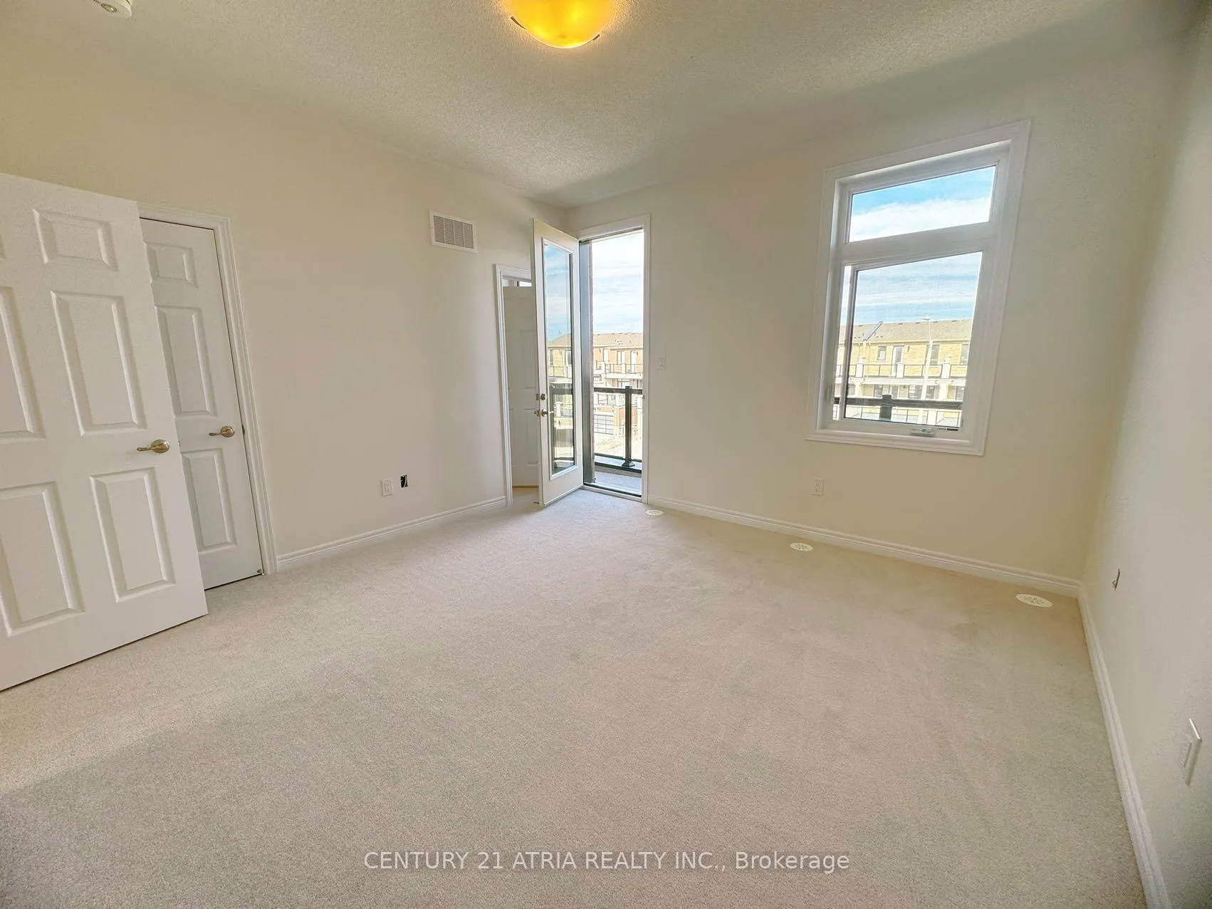 Photo 18 of 96 Robert Eaton Avenue, Markham, Middlefield — HOMEH