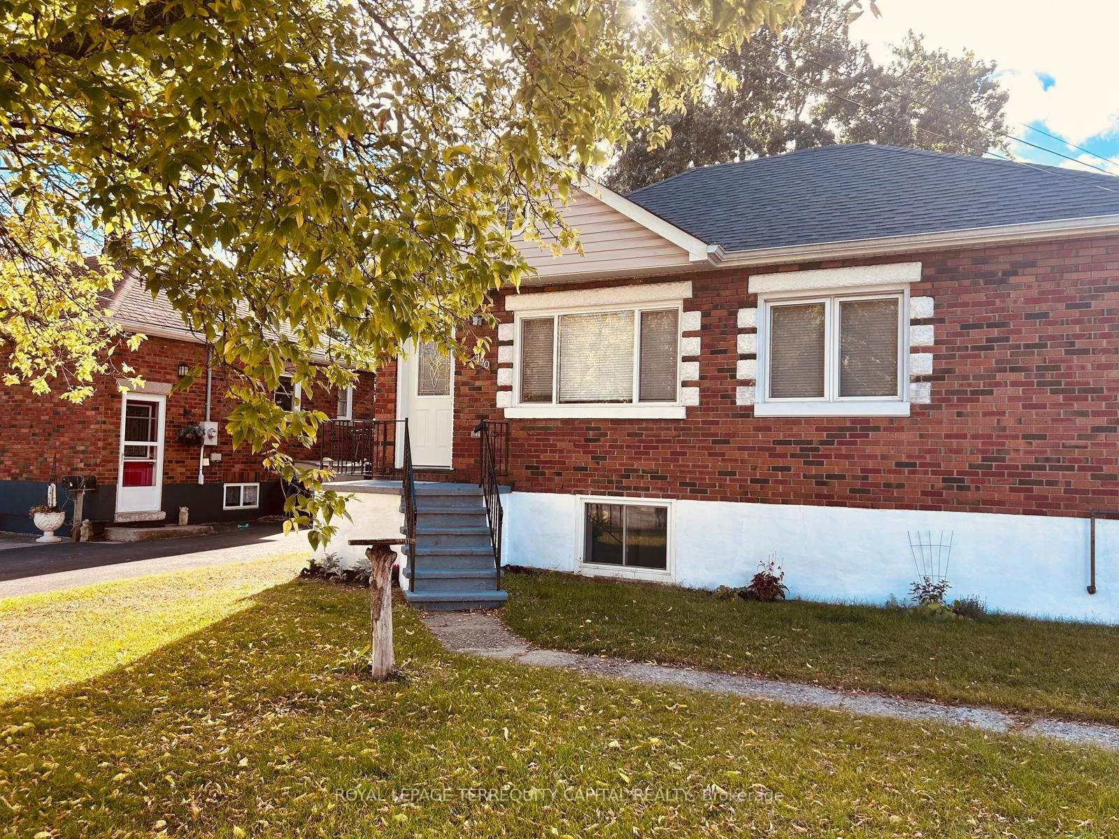 Photo 1 of Unit Upper, 190 Innisfil Street, Barrie, Lakeshore — HOMEH