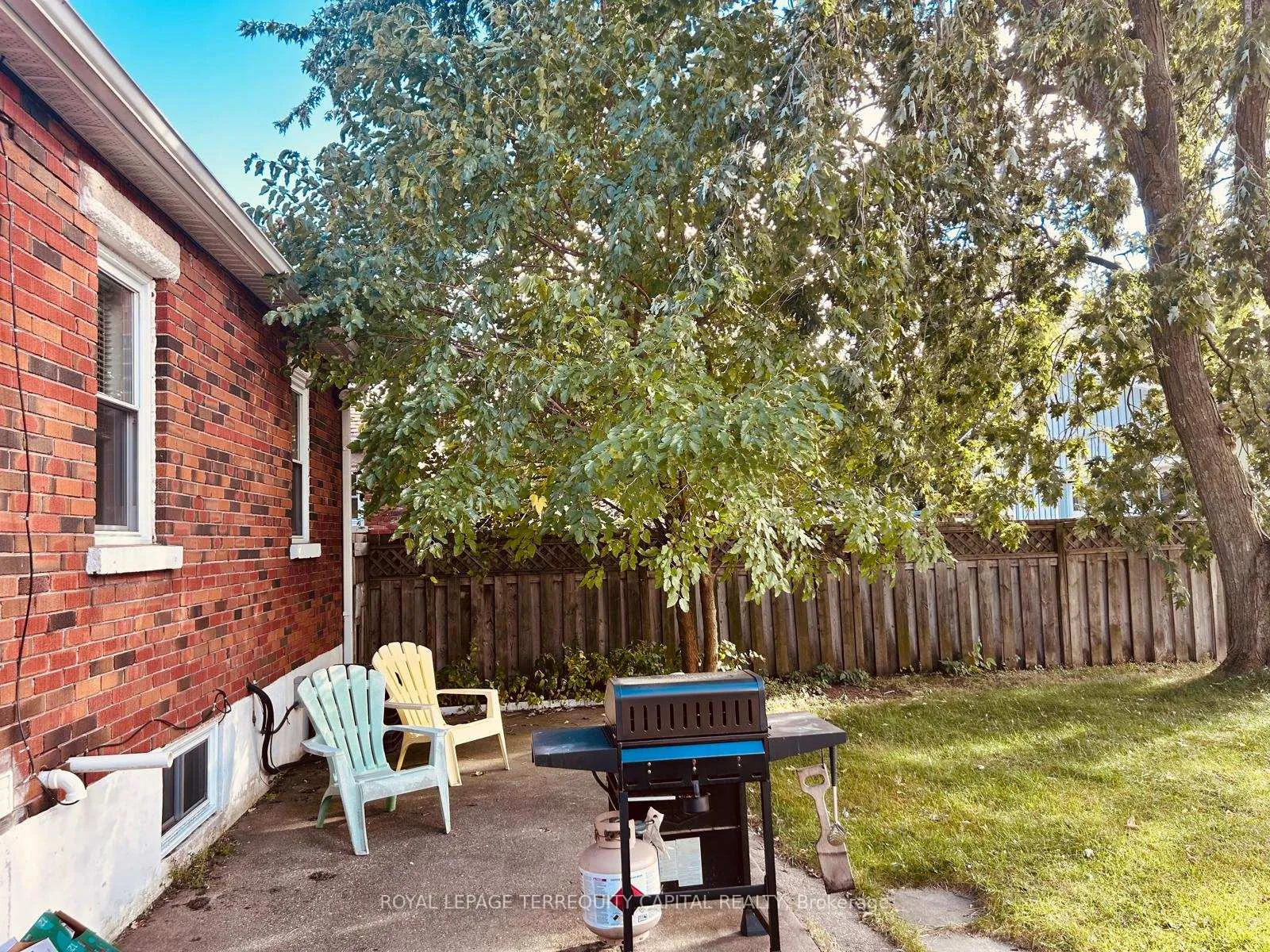 Photo 17 of Unit Upper, 190 Innisfil Street, Barrie, Lakeshore — HOMEH