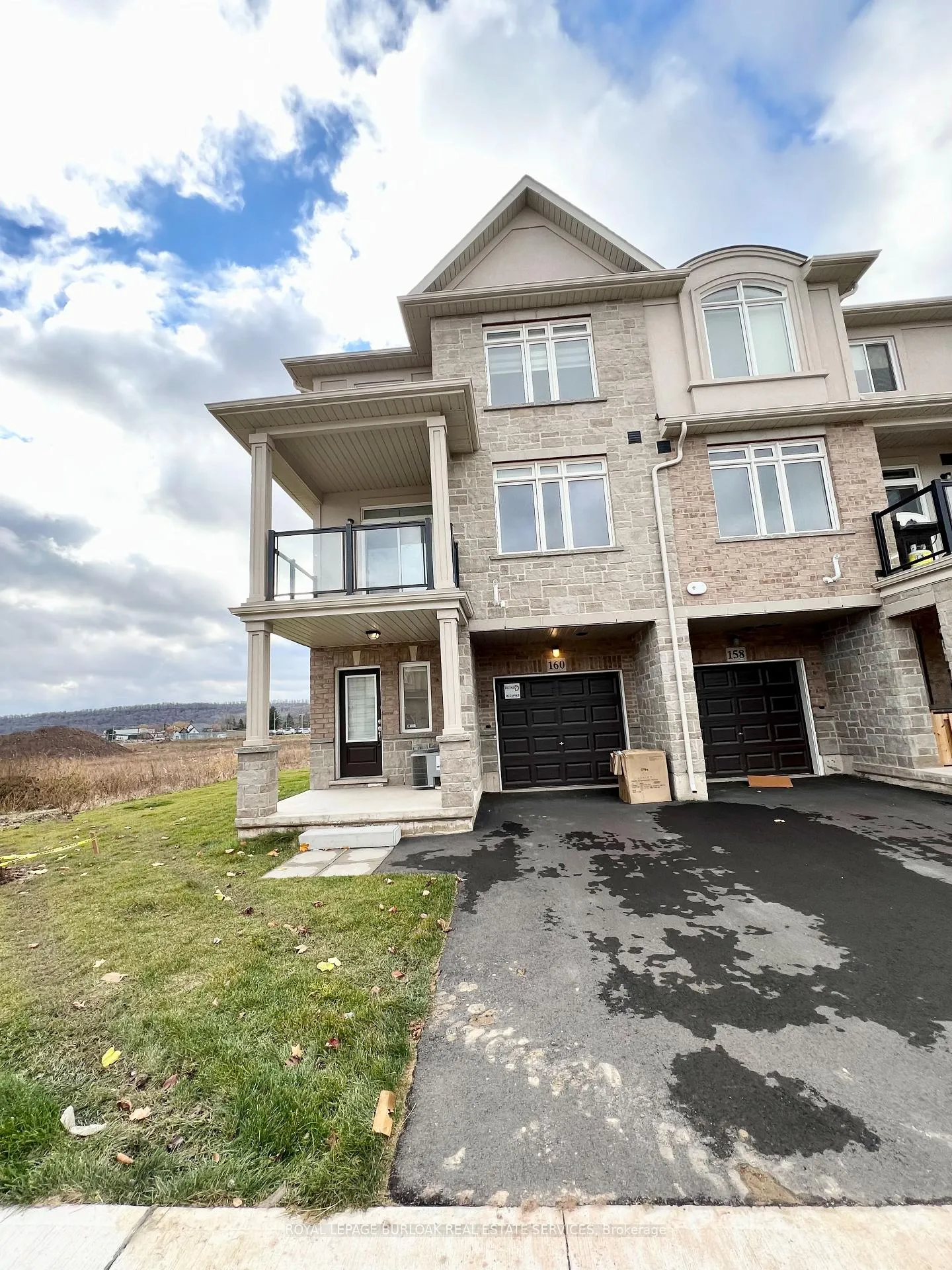 Photo 1 of 160 Sonoma Lane, Hamilton, Winona — HOMEH