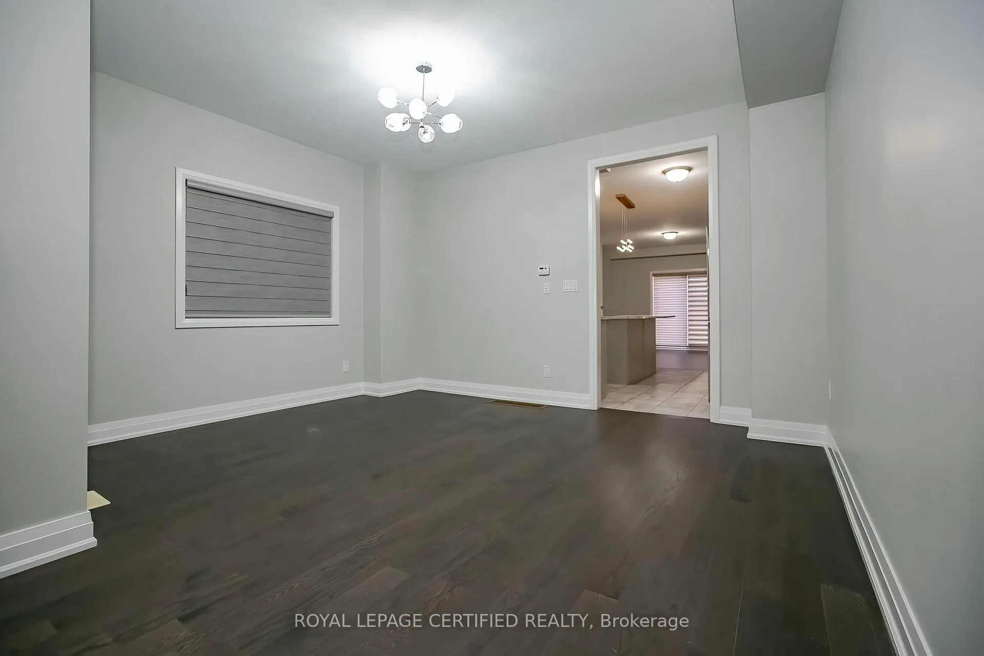 Photo 9 of 34 Dalbeattie Drive, Brampton, Bram West — HOMEH