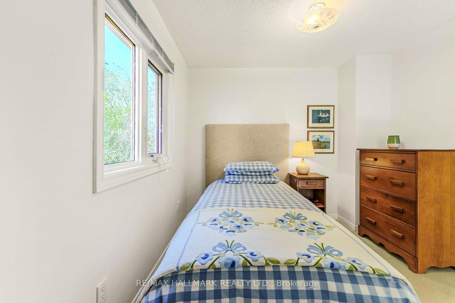 Photo 29 of 2143 Hunt Crescent, Burlington, Headon — HOMEH