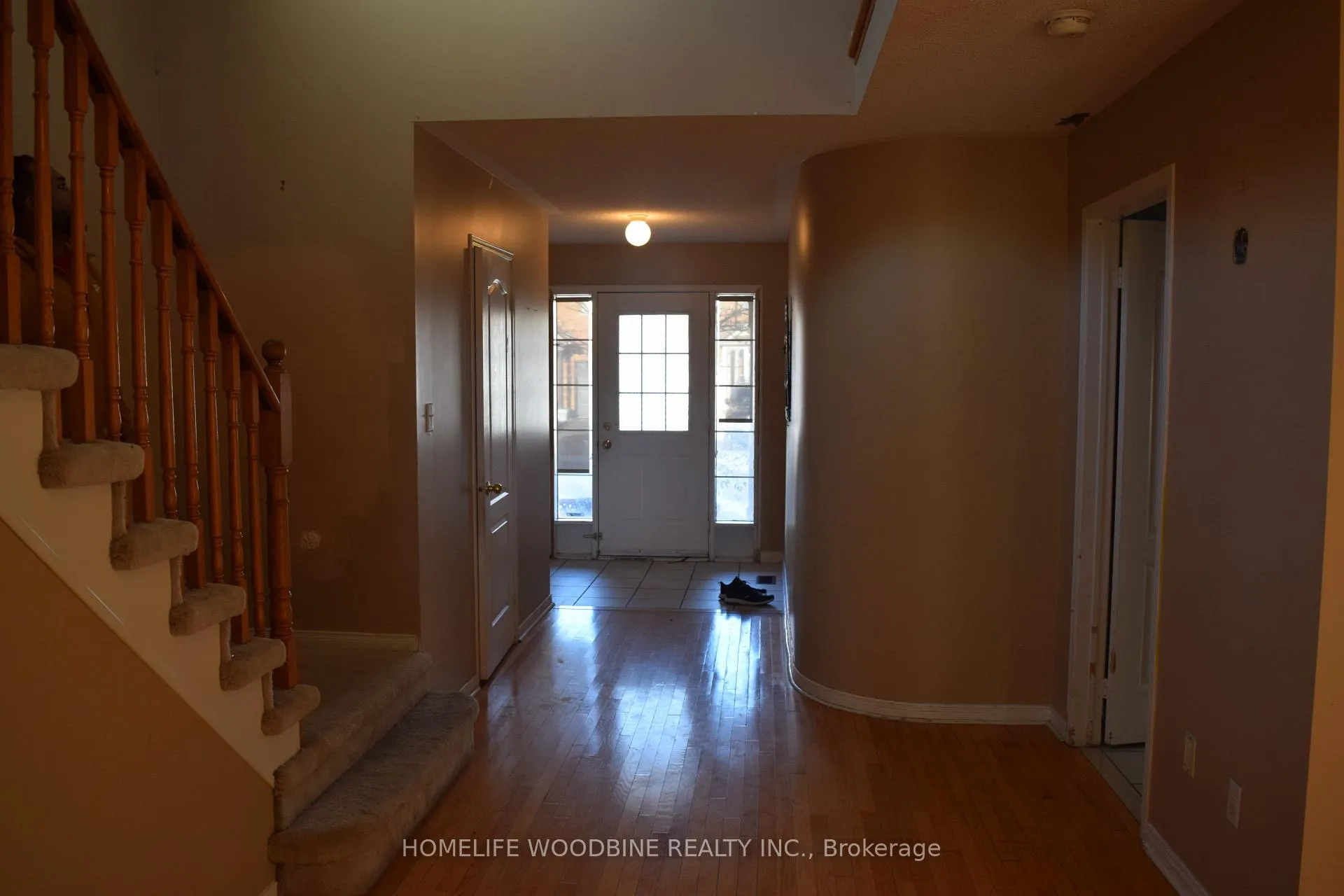 Photo 2 of 39 Feather Reed Way, Brampton, Sandringham-Wellington — HOMEH