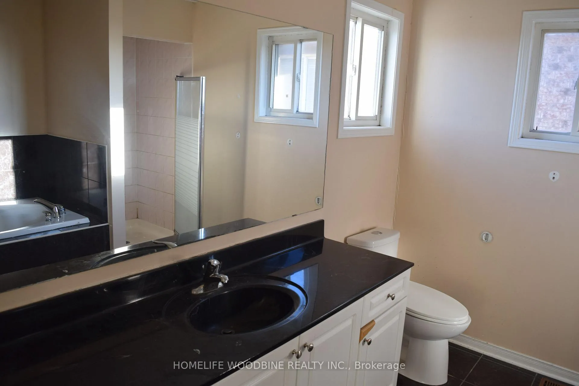 Photo 13 of 39 Feather Reed Way, Brampton, Sandringham-Wellington — HOMEH