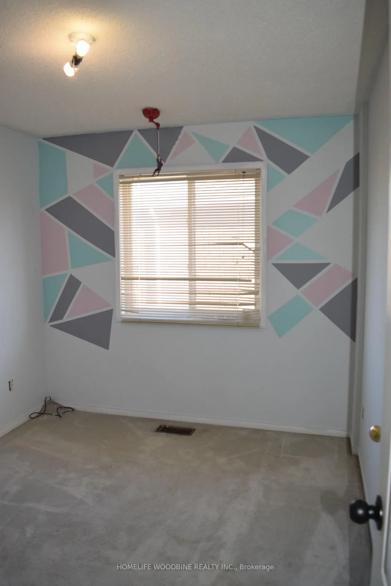 Photo 14 of 39 Feather Reed Way, Brampton, Sandringham-Wellington — HOMEH