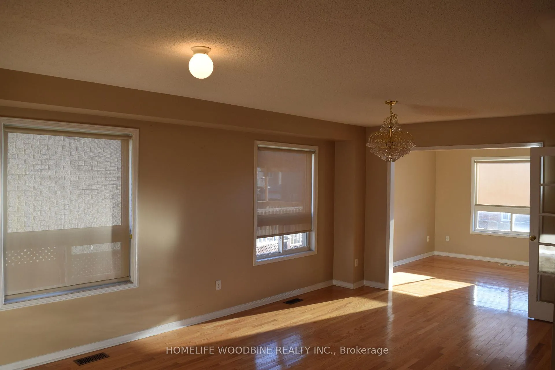 Photo 16 of 39 Feather Reed Way, Brampton, Sandringham-Wellington — HOMEH