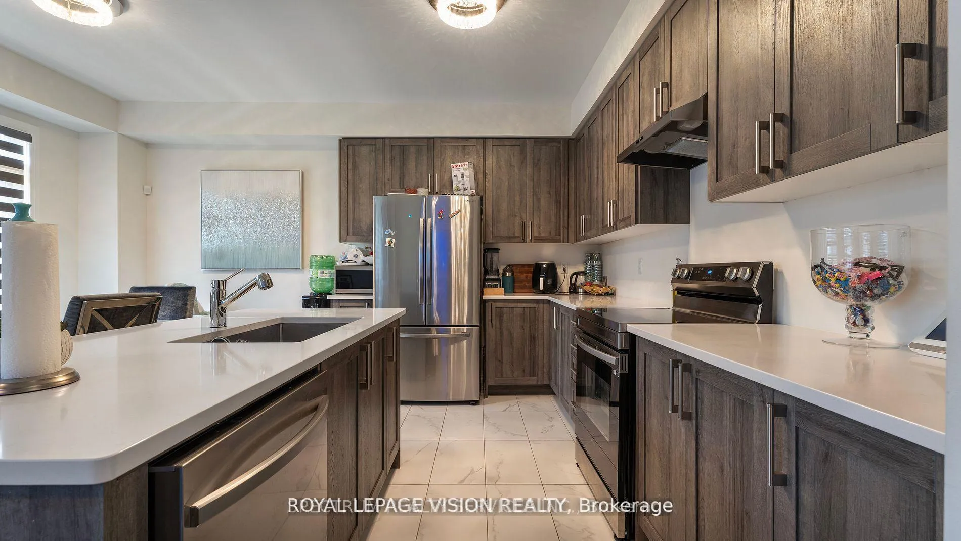 Photo 8 of 409 Provident Way, Hamilton, Hamilton Beach — HOMEH
