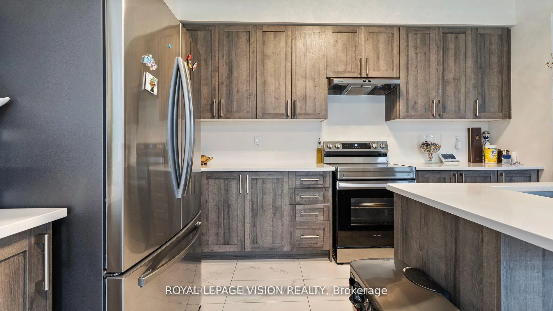 Photo 10 of 409 Provident Way, Hamilton, Hamilton Beach — HOMEH