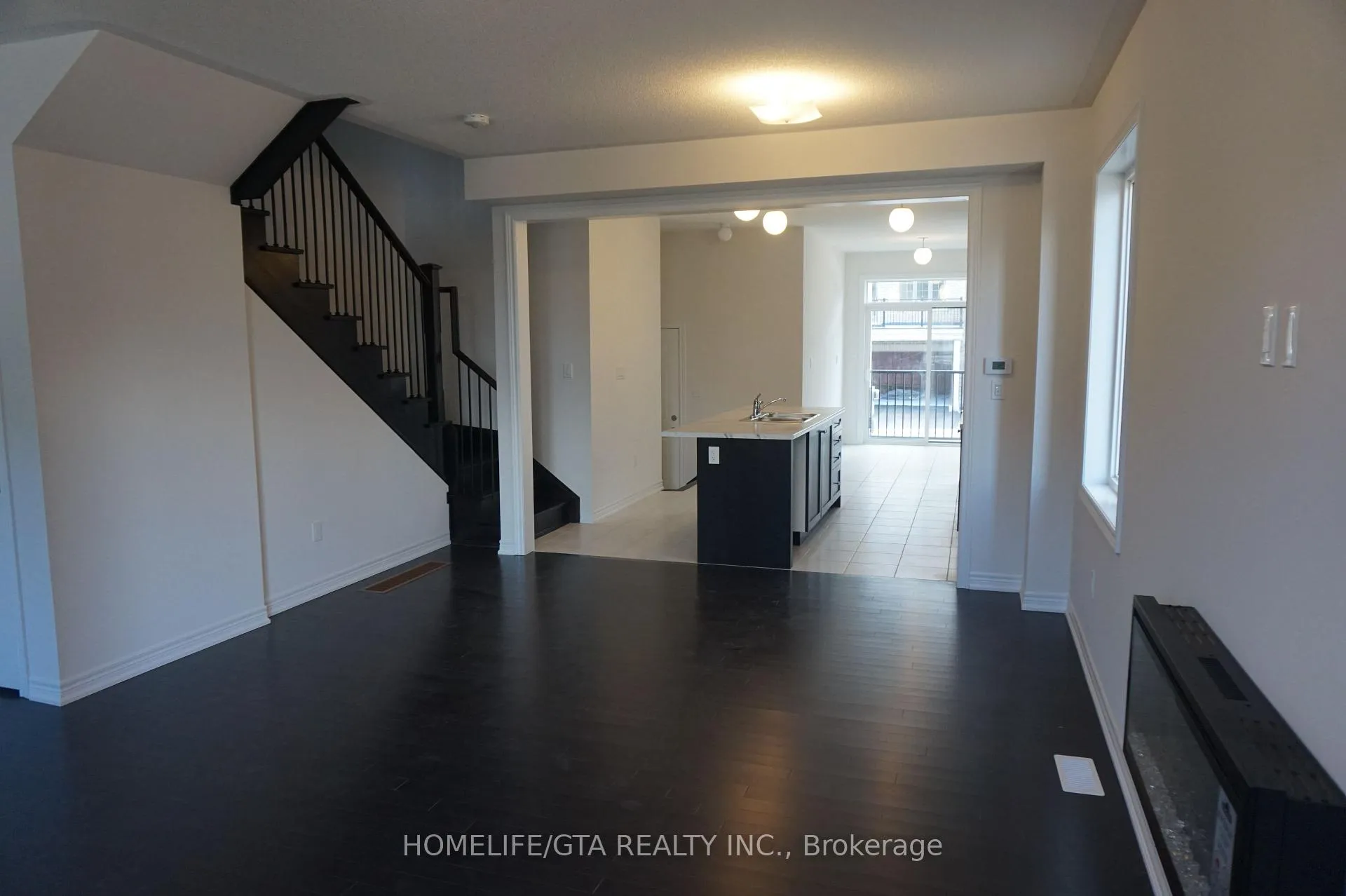 Photo 5 of 2682 Delphinium Trail, Pickering, Rural Pickering — HOMEH