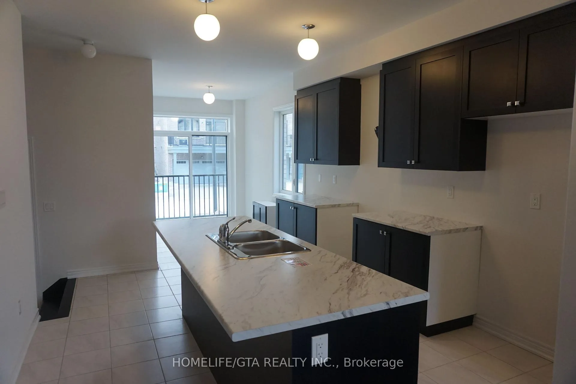 Photo 6 of 2682 Delphinium Trail, Pickering, Rural Pickering — HOMEH