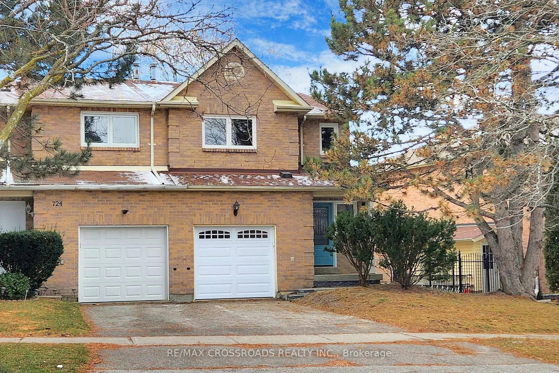 Photo 2 of 726 York Hill Boulevard, Vaughan, Crestwood-Springfarm-Yorkhill — HOMEH