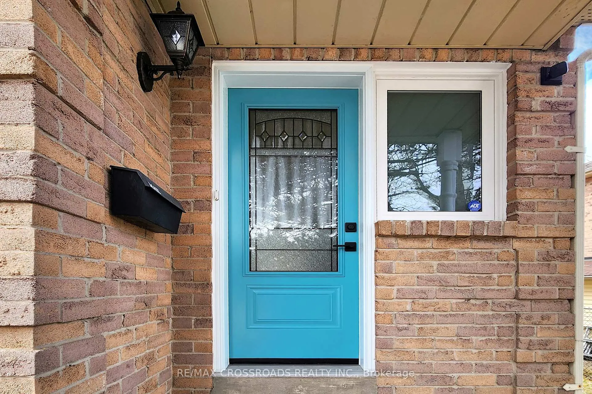Photo 4 of 726 York Hill Boulevard, Vaughan, Crestwood-Springfarm-Yorkhill — HOMEH