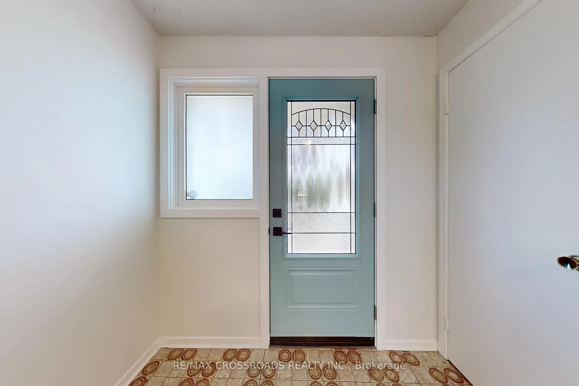 Photo 15 of 726 York Hill Boulevard, Vaughan, Crestwood-Springfarm-Yorkhill — HOMEH