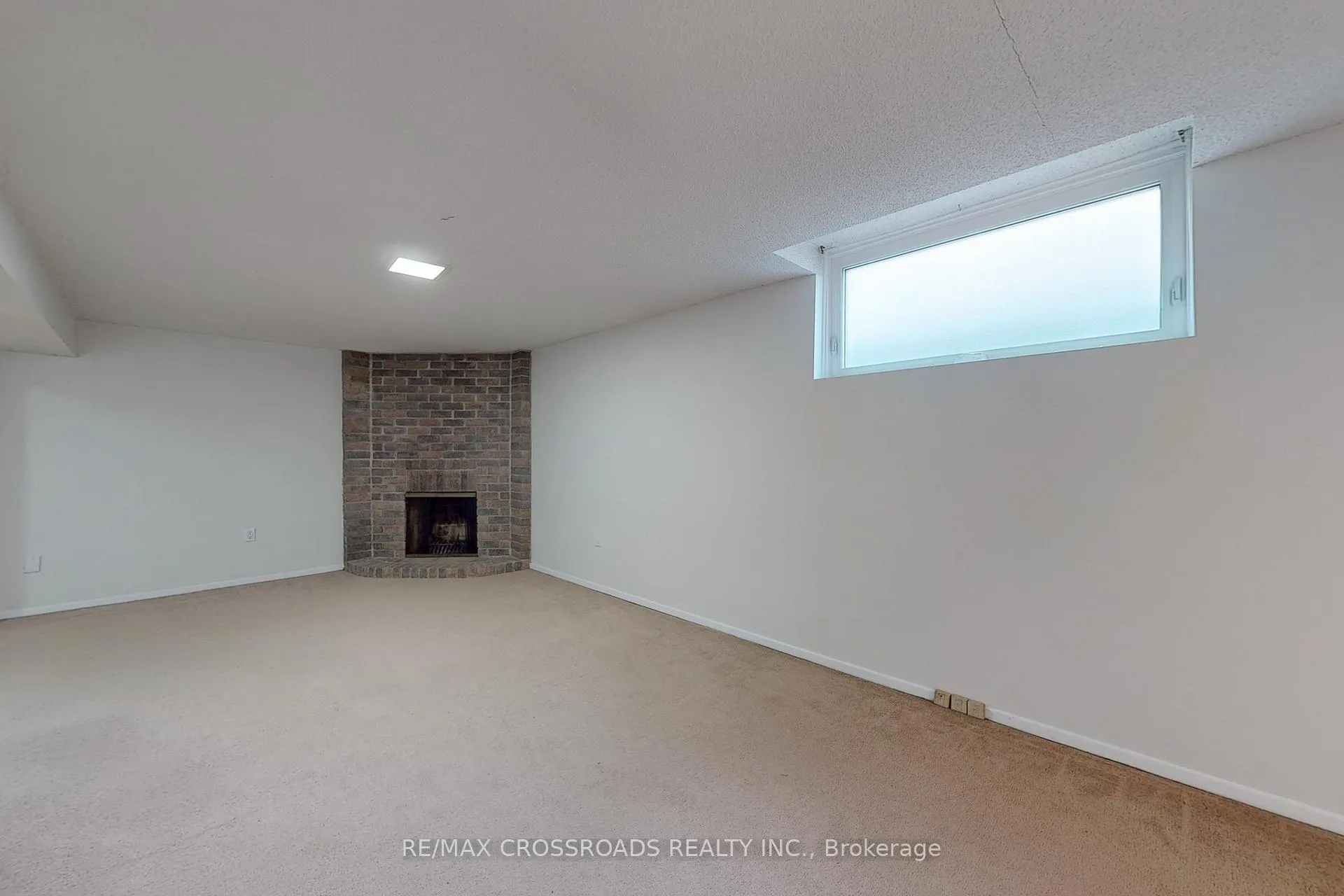 Photo 30 of 726 York Hill Boulevard, Vaughan, Crestwood-Springfarm-Yorkhill — HOMEH