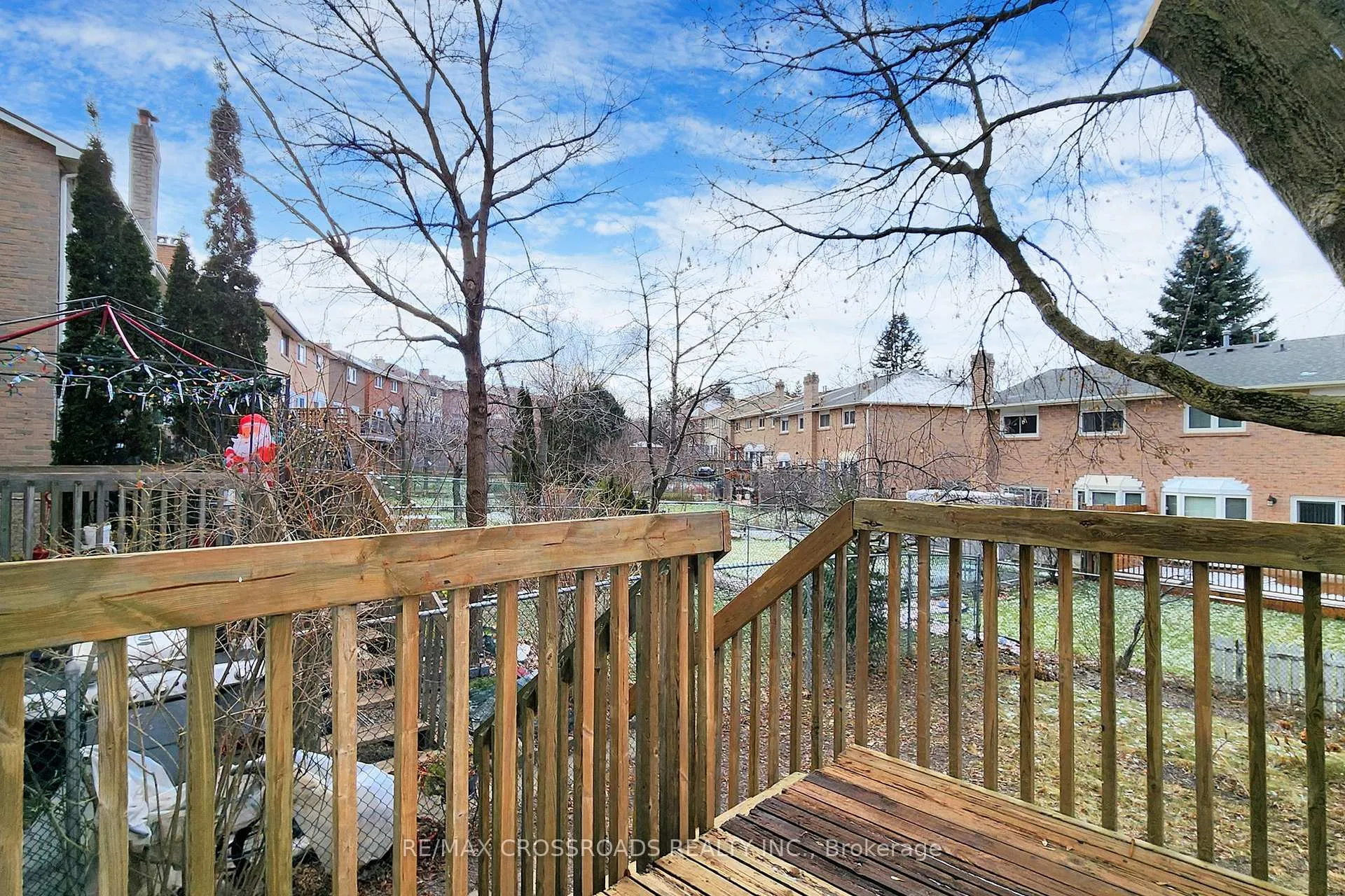 Photo 39 of 726 York Hill Boulevard, Vaughan, Crestwood-Springfarm-Yorkhill — HOMEH