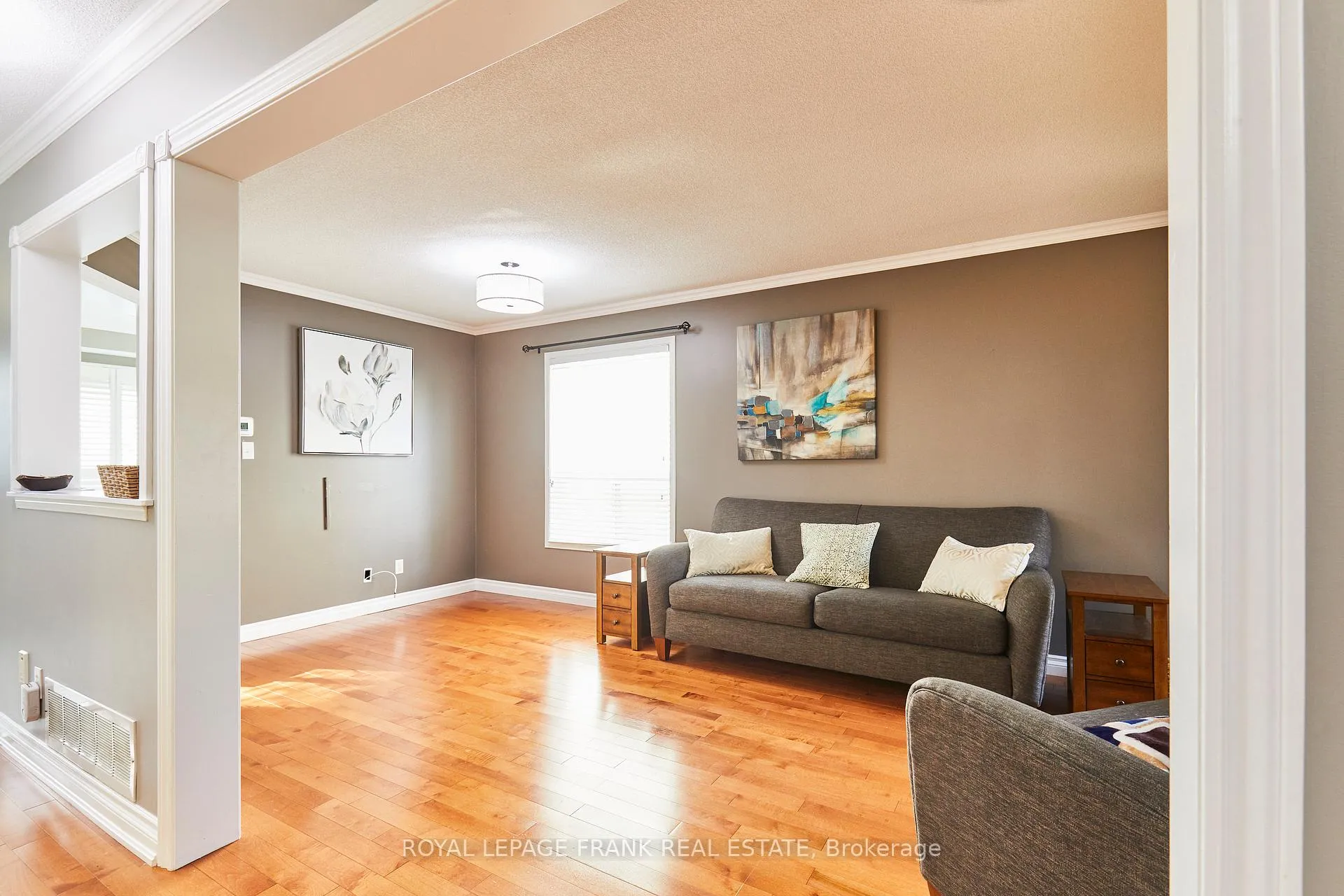 Photo 5 of 41 Anchorage Avenue, Whitby, Port Whitby — HOMEH