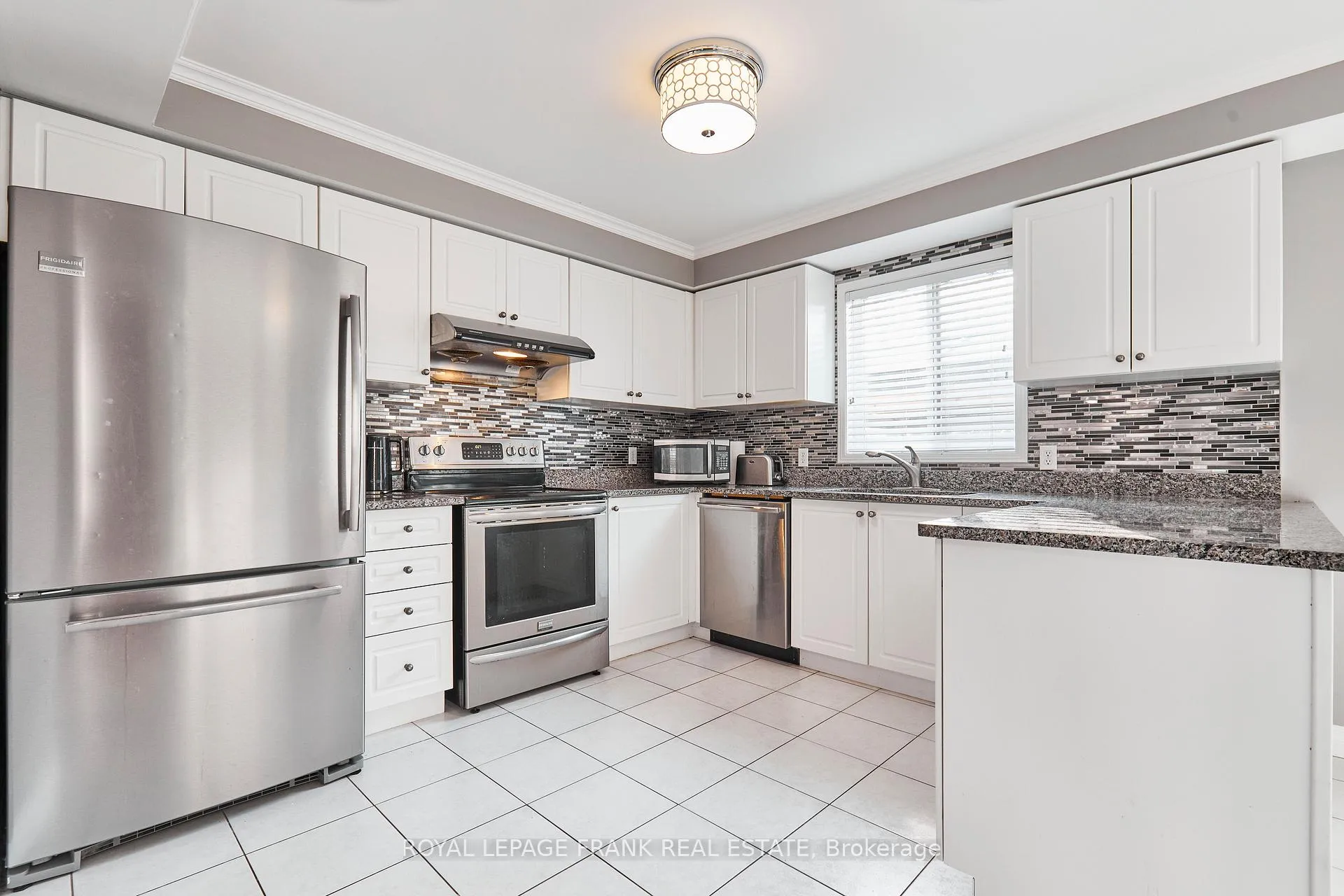 Photo 7 of 41 Anchorage Avenue, Whitby, Port Whitby — HOMEH
