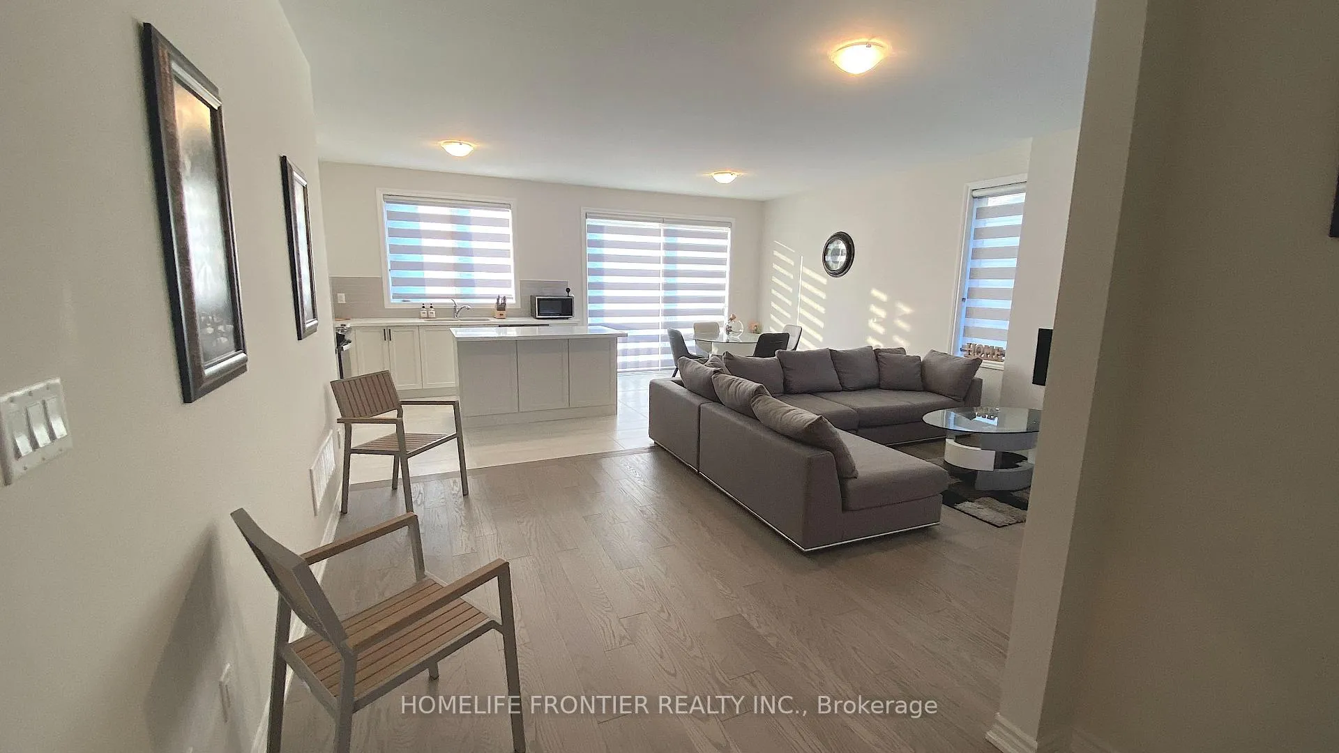 Photo 4 of 93 Sun Valley Avenue, Wasaga Beach — HOMEH