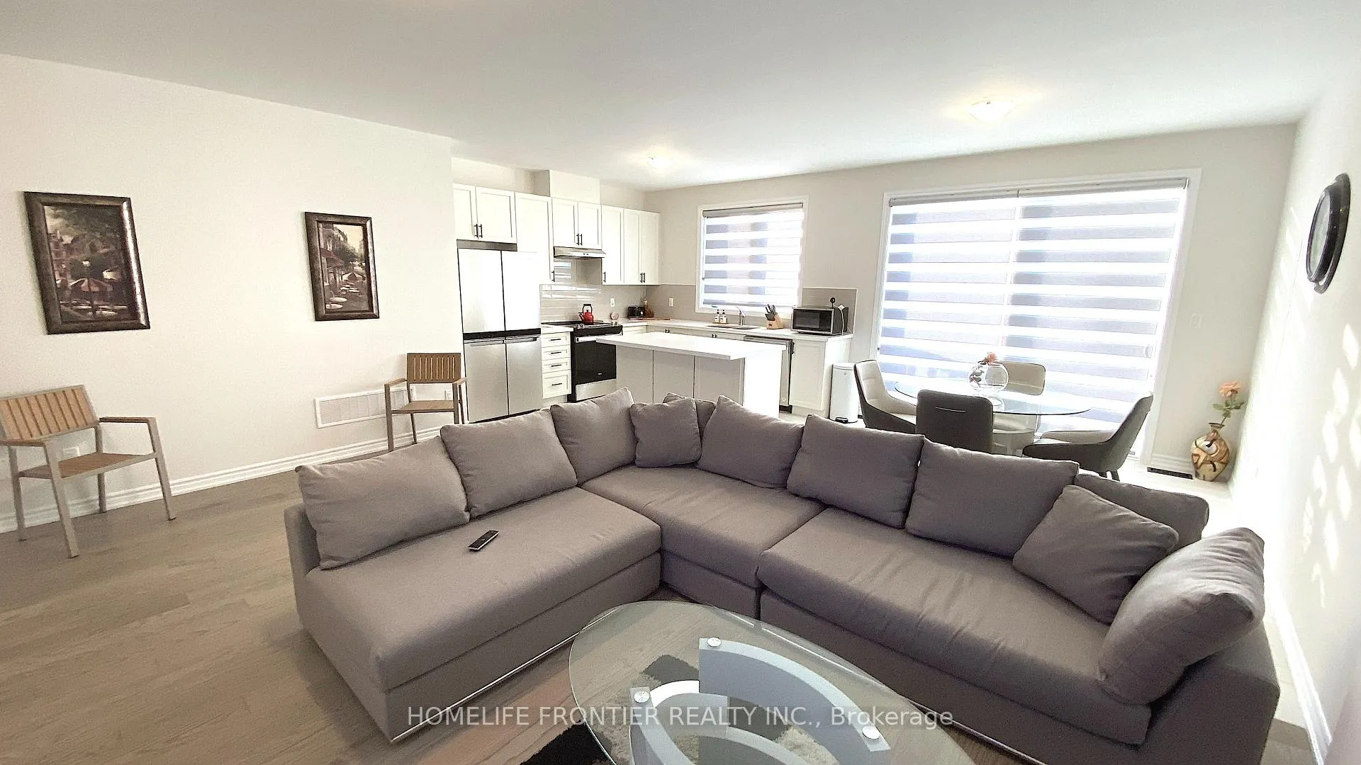 Photo 5 of 93 Sun Valley Avenue, Wasaga Beach — HOMEH