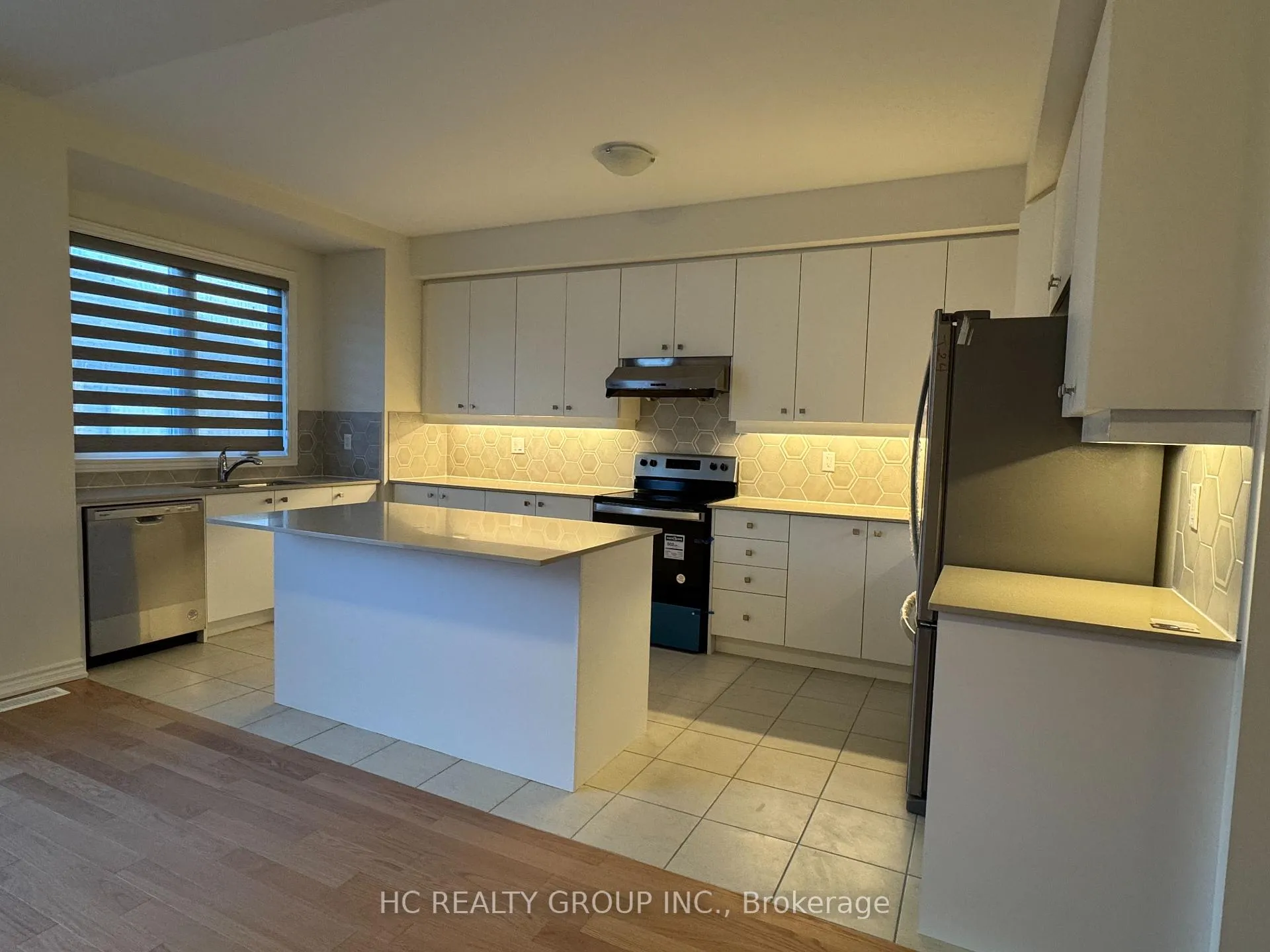Photo 3 of 2925 Nakina Street, Pickering, Rural Pickering — HOMEH