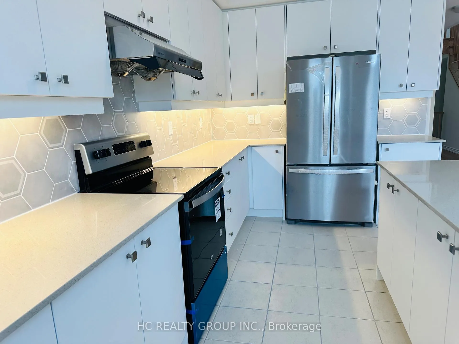 Photo 5 of 2925 Nakina Street, Pickering, Rural Pickering — HOMEH