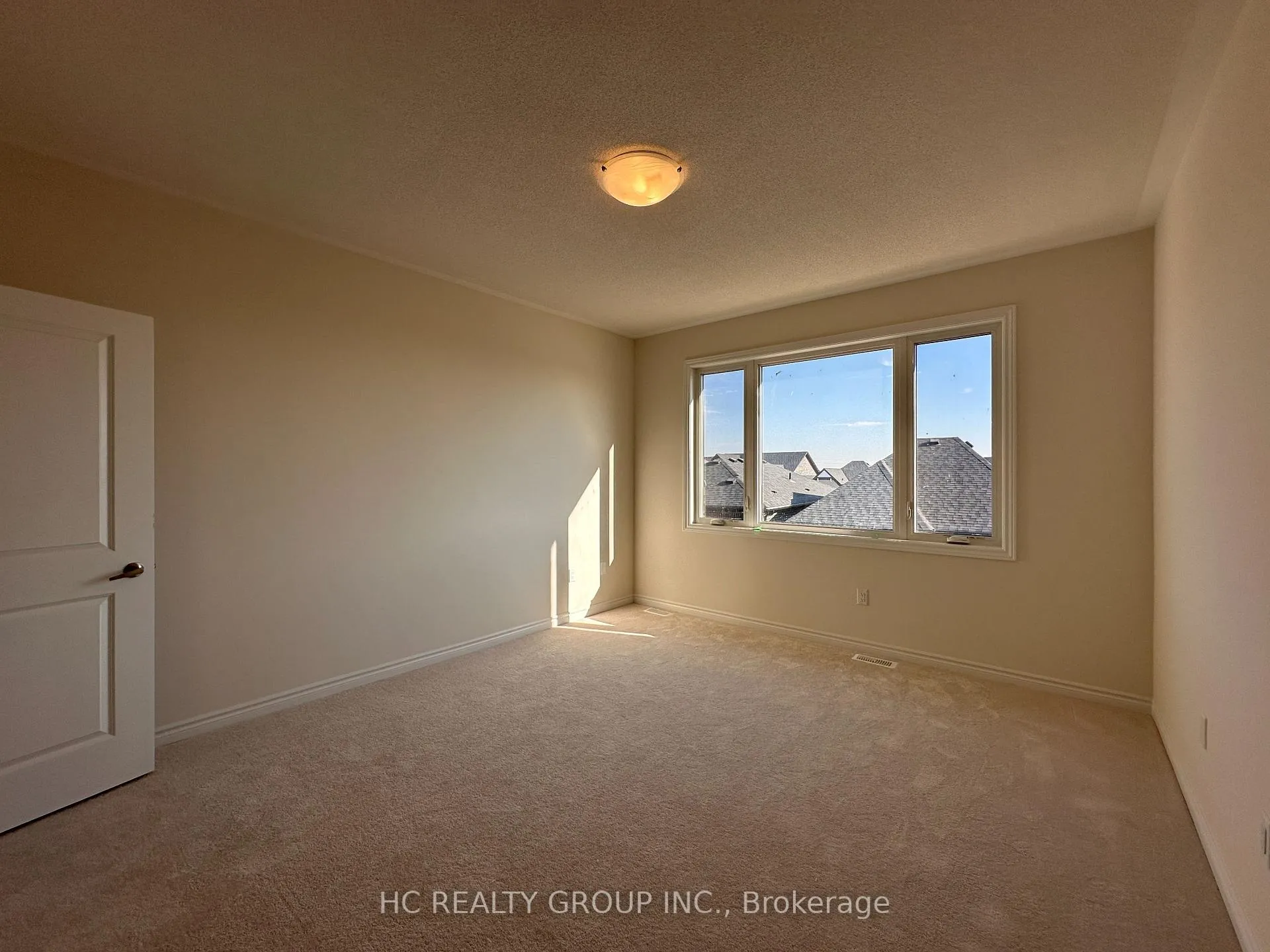 Photo 11 of 2925 Nakina Street, Pickering, Rural Pickering — HOMEH
