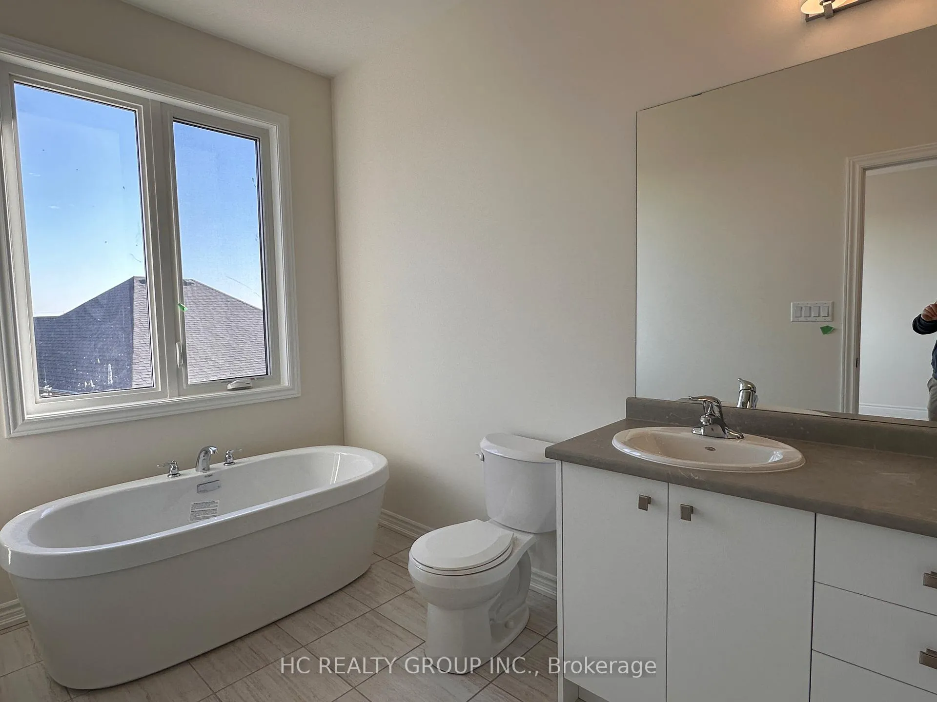 Photo 14 of 2925 Nakina Street, Pickering, Rural Pickering — HOMEH