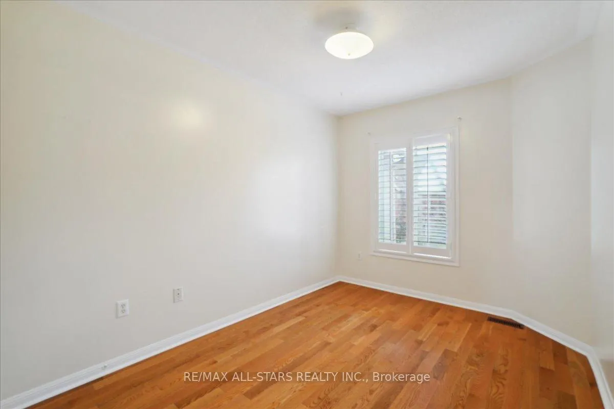 Photo 13 of 56 Cornell Park Avenue, Markham, Cornell — HOMEH