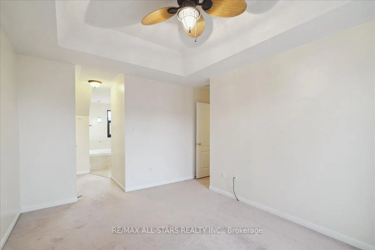 Photo 20 of 56 Cornell Park Avenue, Markham, Cornell — HOMEH