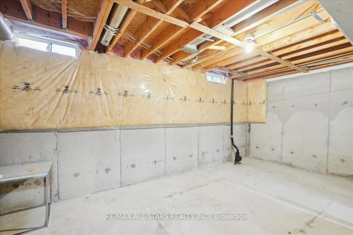 Photo 25 of 56 Cornell Park Avenue, Markham, Cornell — HOMEH