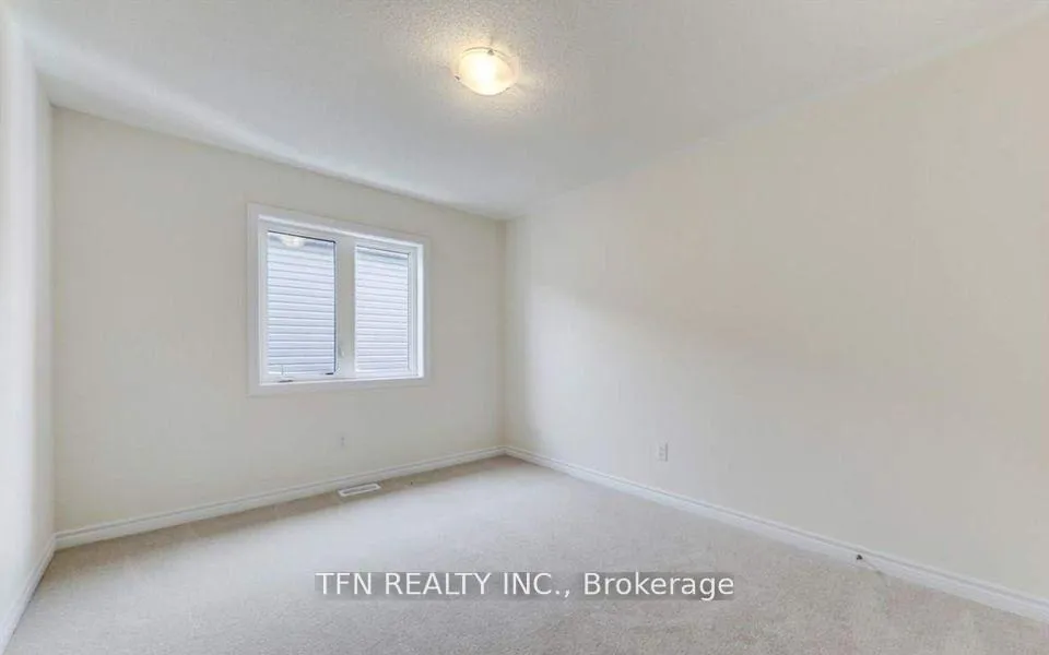 Photo 12 of 15 Simona Avenue, Wasaga Beach — HOMEH
