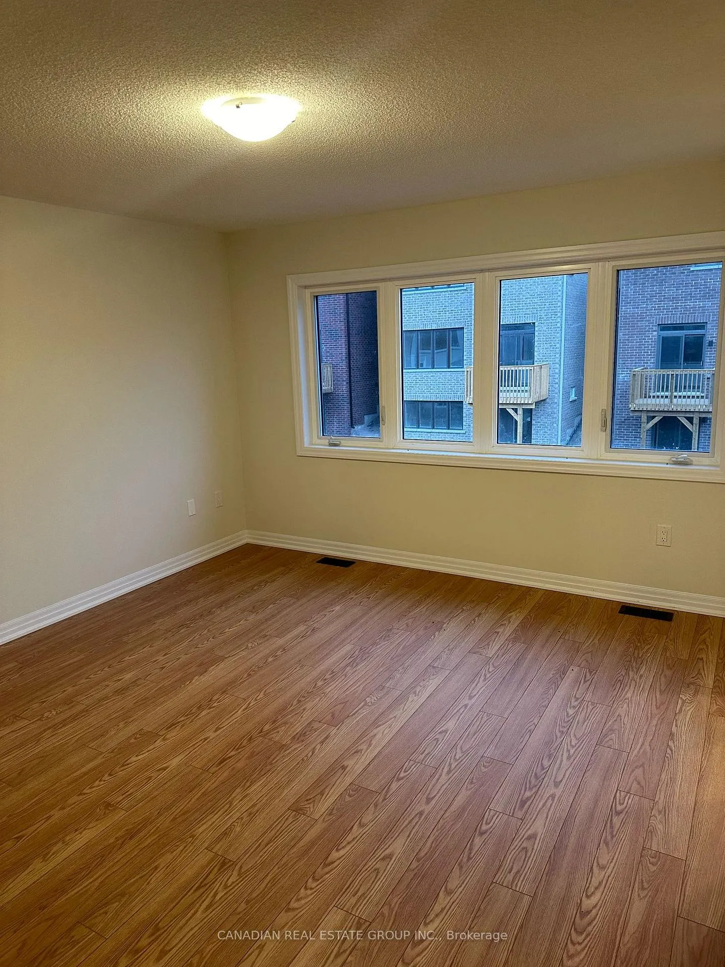 Photo 6 of 22 Northrop Avenue, Clarington, Newcastle — HOMEH