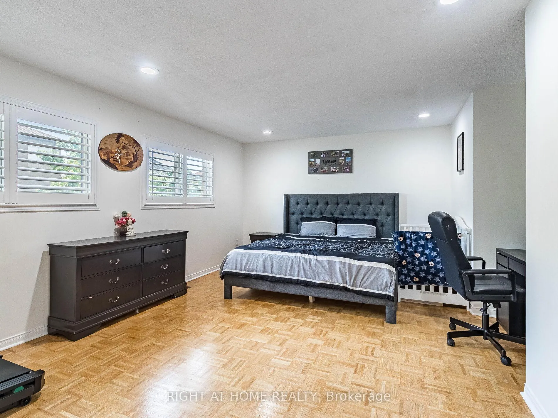 Photo 24 of 1 Ferdinand Avenue, Vaughan, Vellore Village — HOMEH